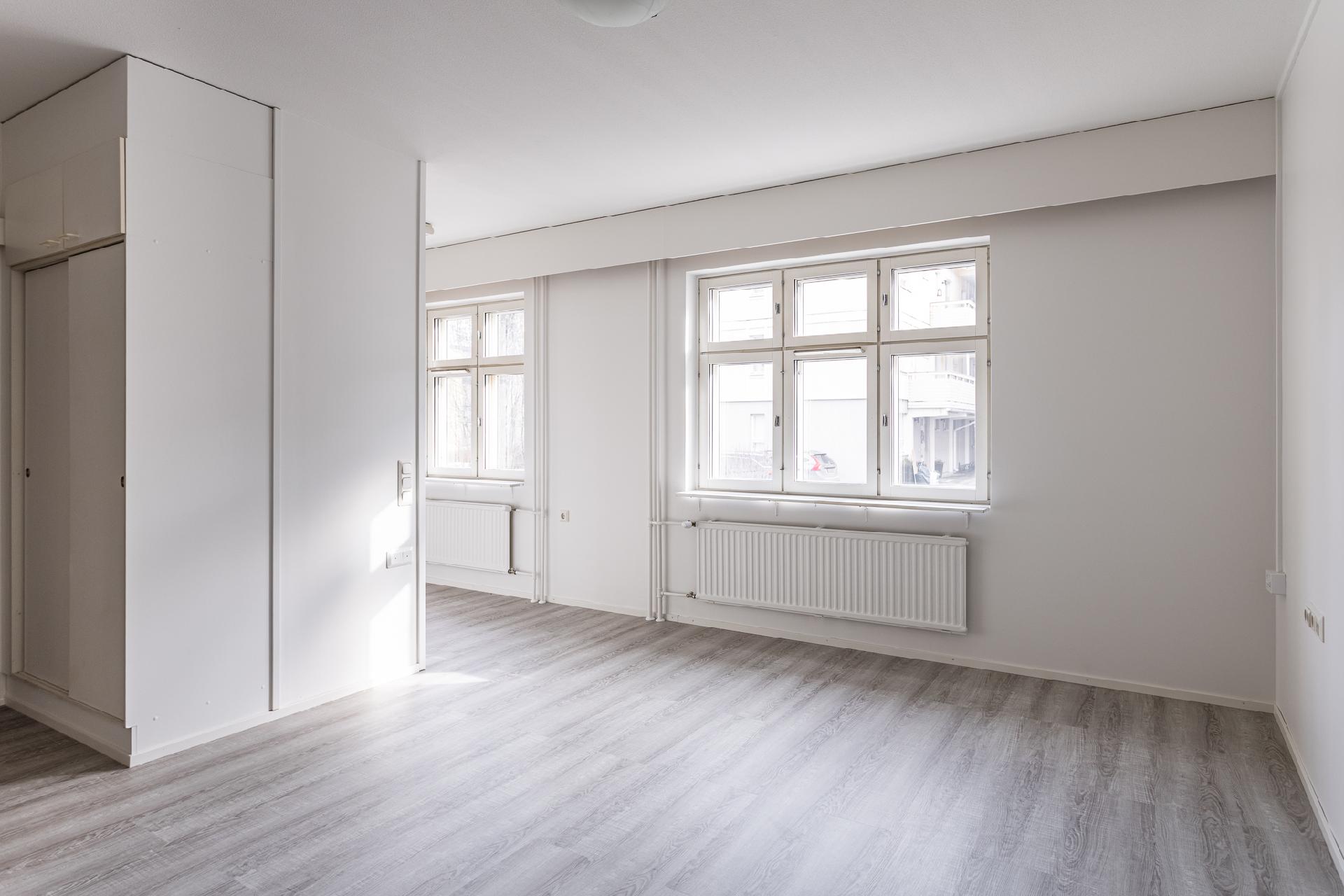 Olohuone Myllymäenkadullepäin