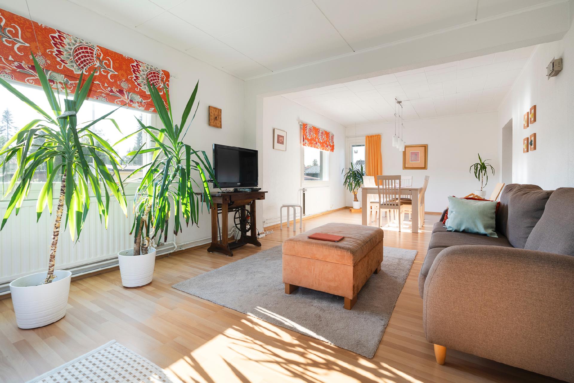 Leivosentie 4, Tapaninkylä, Helsinki