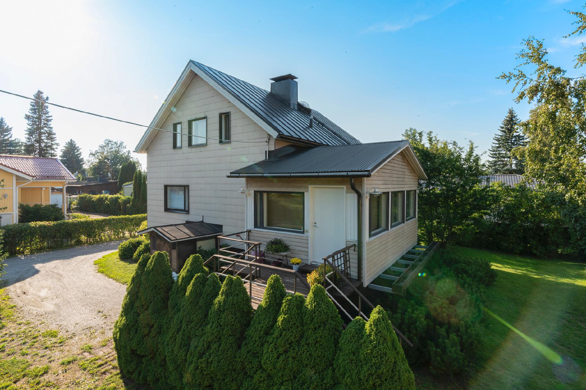 Leivosentie 4, Tapaninkylä, Helsinki