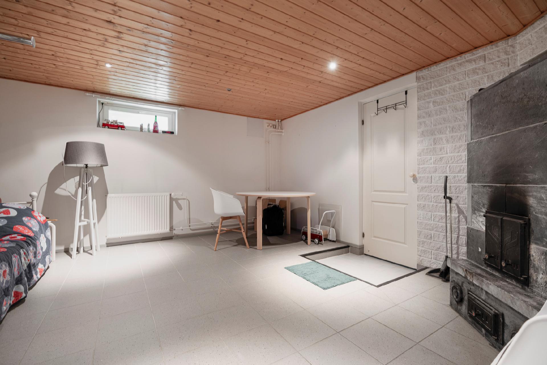 Leivosentie 4, Tapaninkylä, Helsinki