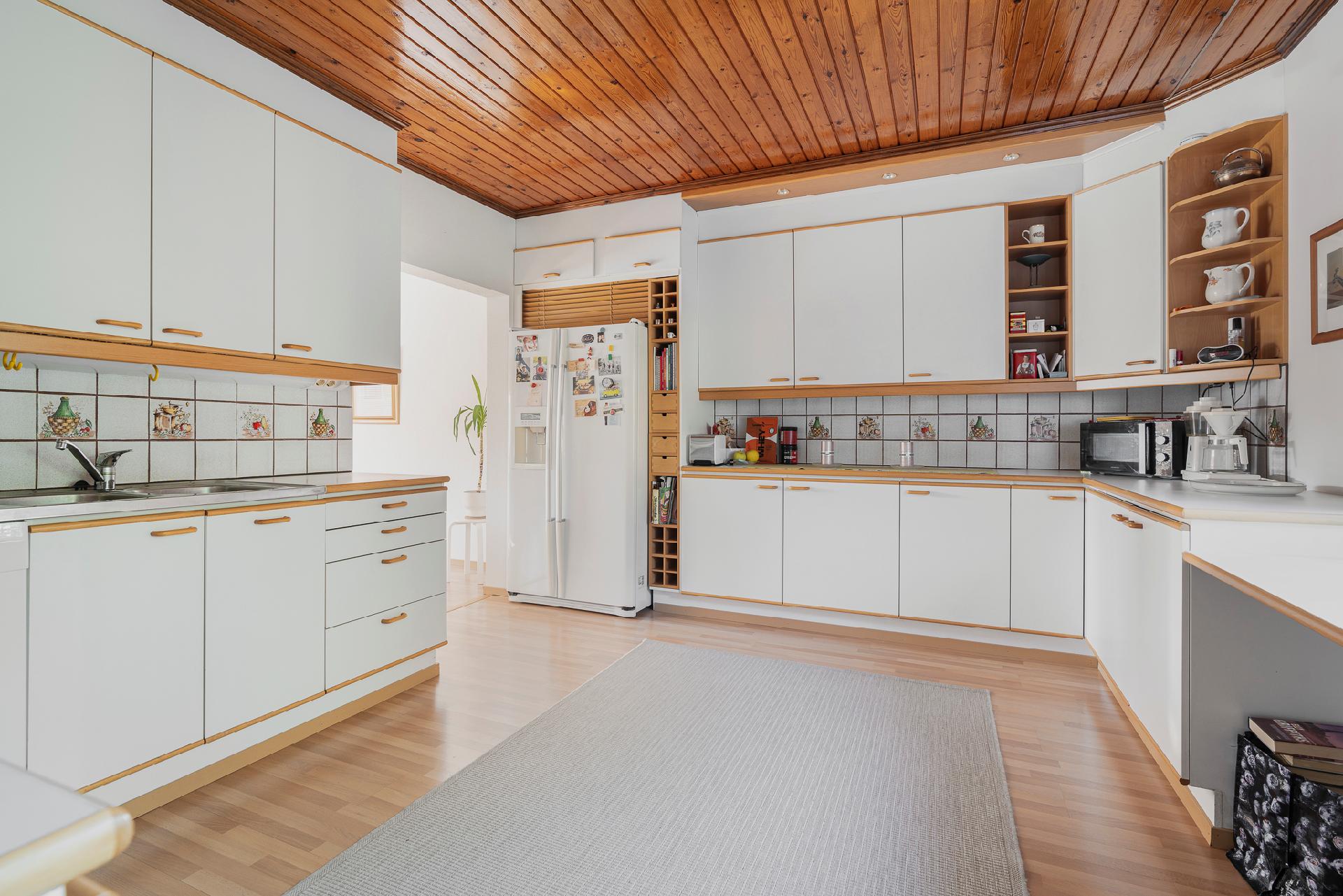 Leivosentie 4, Tapaninkylä, Helsinki