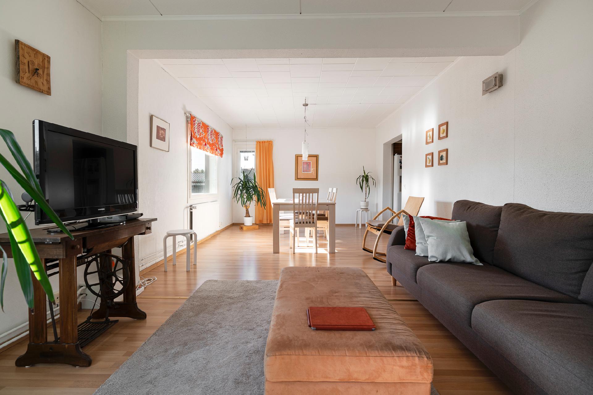 Leivosentie 4, Tapaninkylä, Helsinki