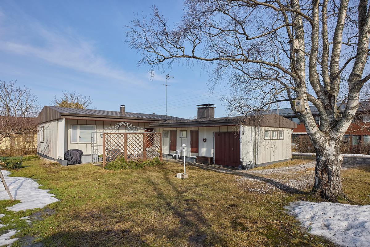 Orvokkipolku 9, Moisio, Lohja