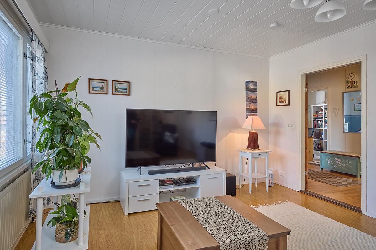 Orvokkipolku 9, Moisio, Lohja