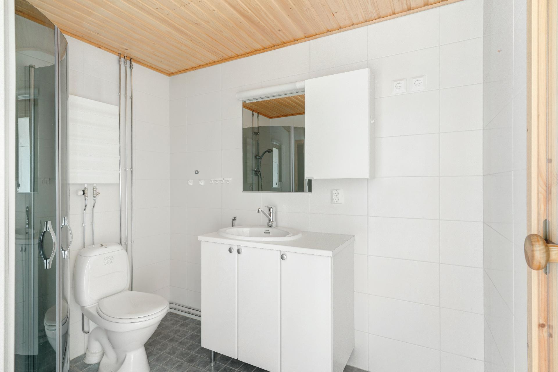 Lokirinne 8, Espoonlahti, Espoo