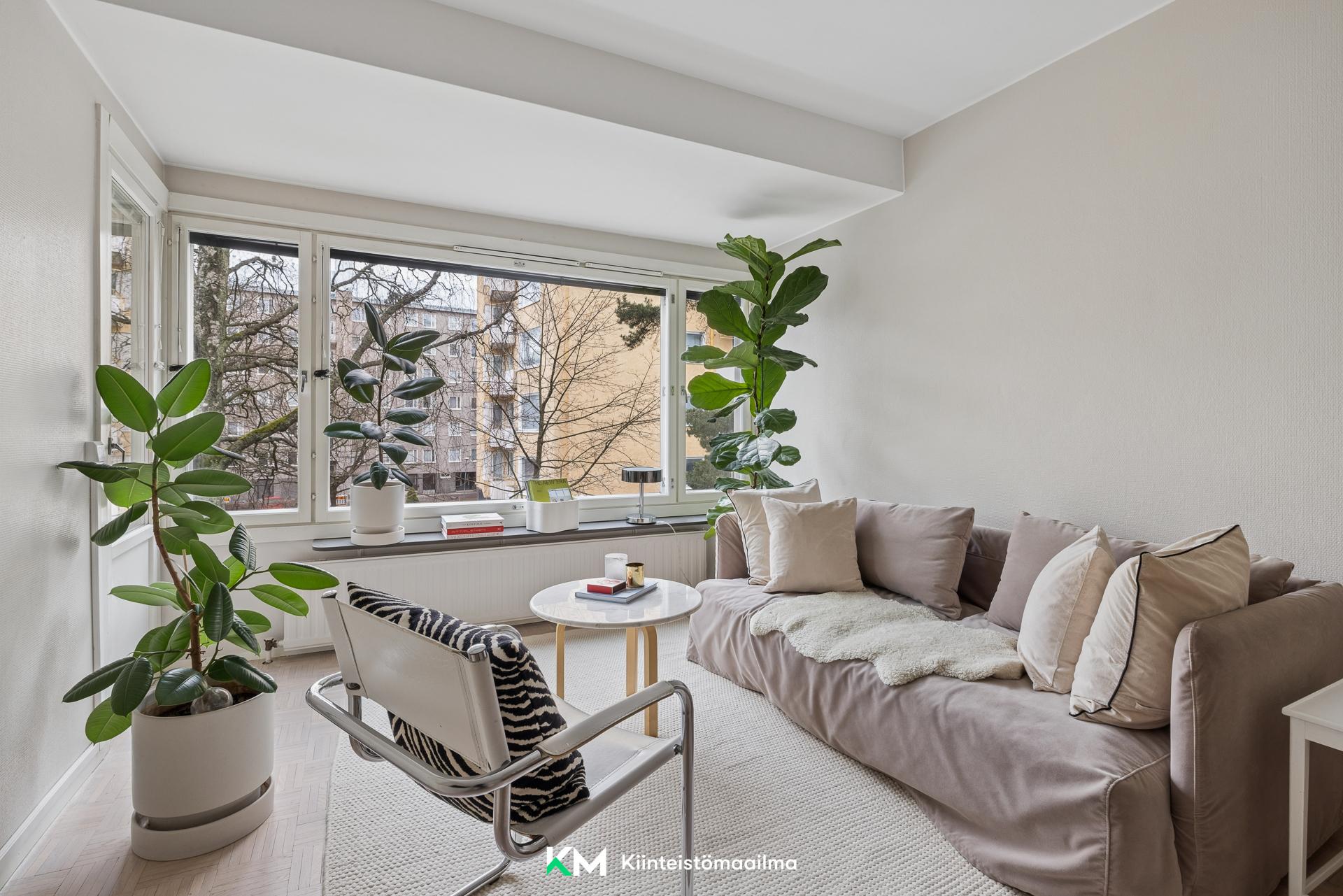 Rakuunantie 7, Munkkiniemi, Helsinki