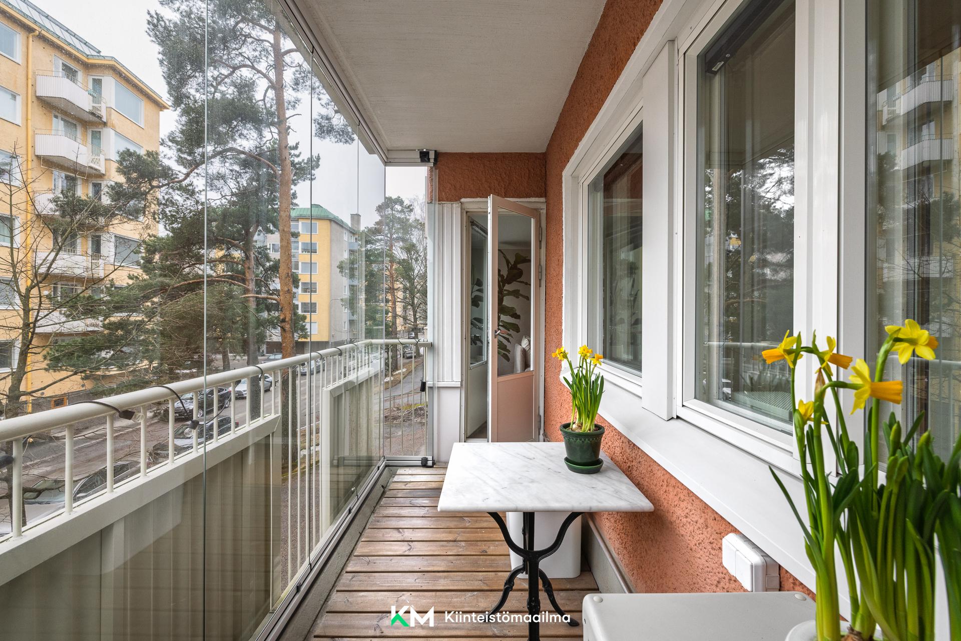 Rakuunantie 7, Munkkiniemi, Helsinki