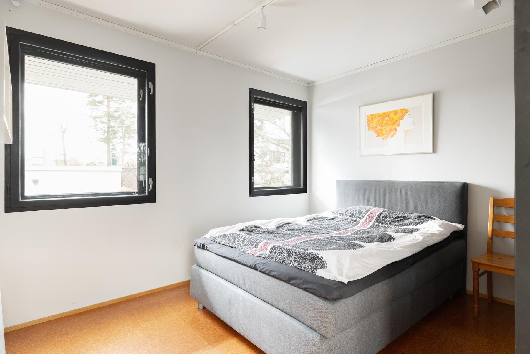 Yläkerran makuuhuone 4