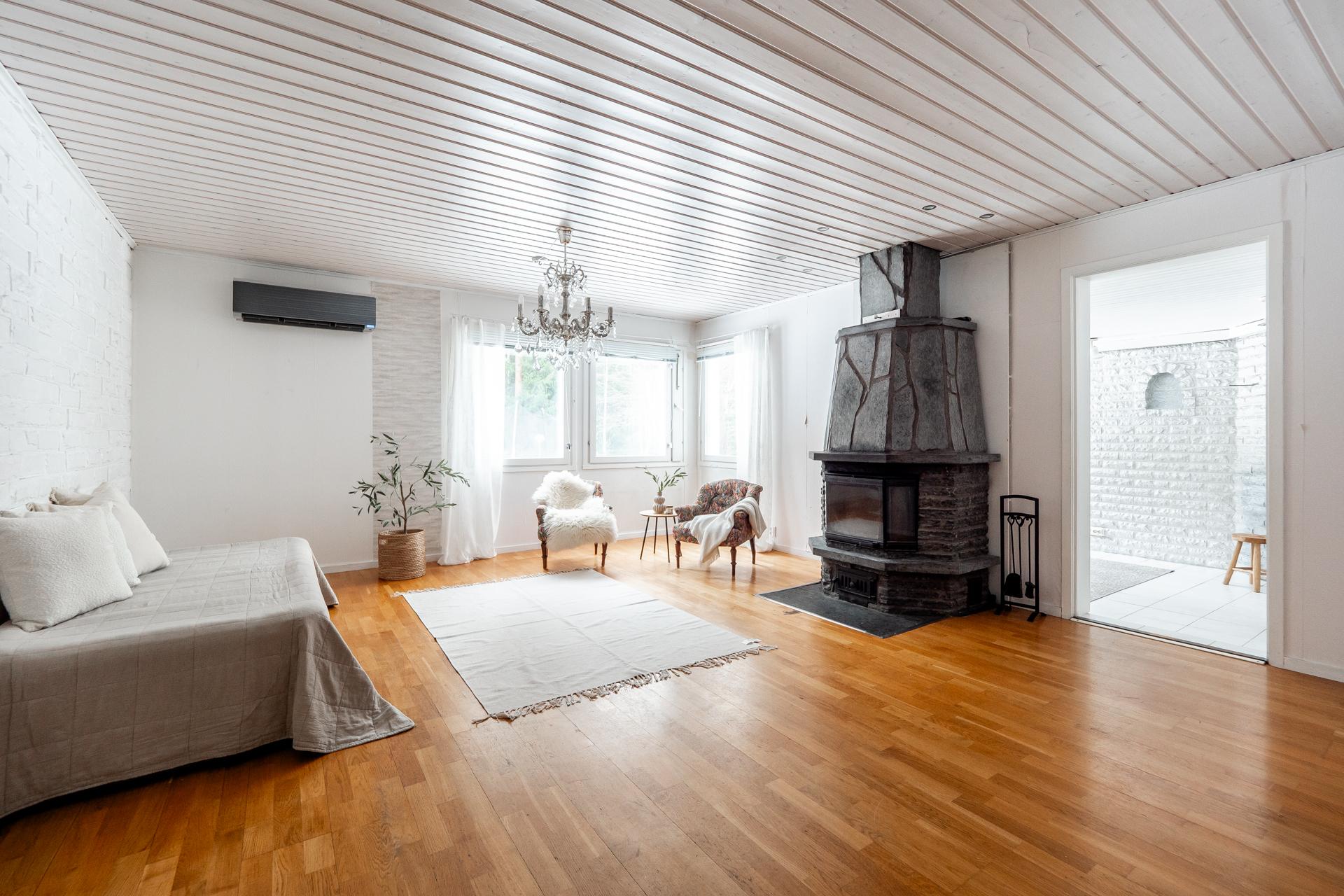 Oritputaantie 35, Iinatti, Oulu