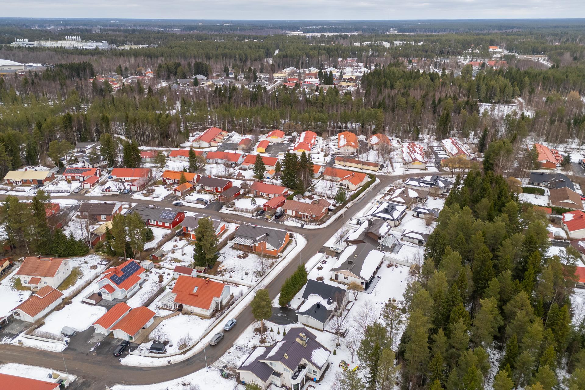 Oritputaantie 35, Iinatti, Oulu