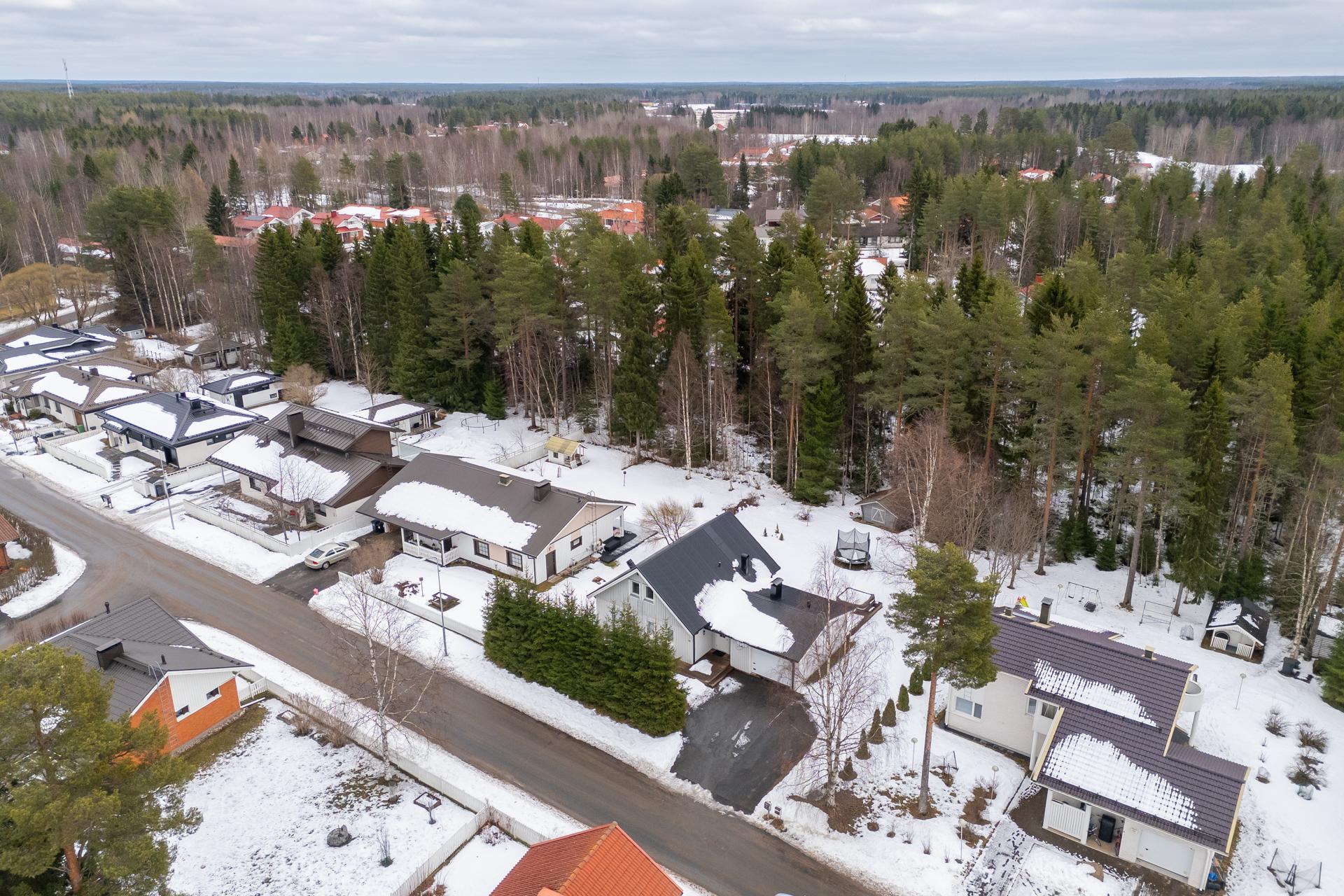 Oritputaantie 35, Iinatti, Oulu