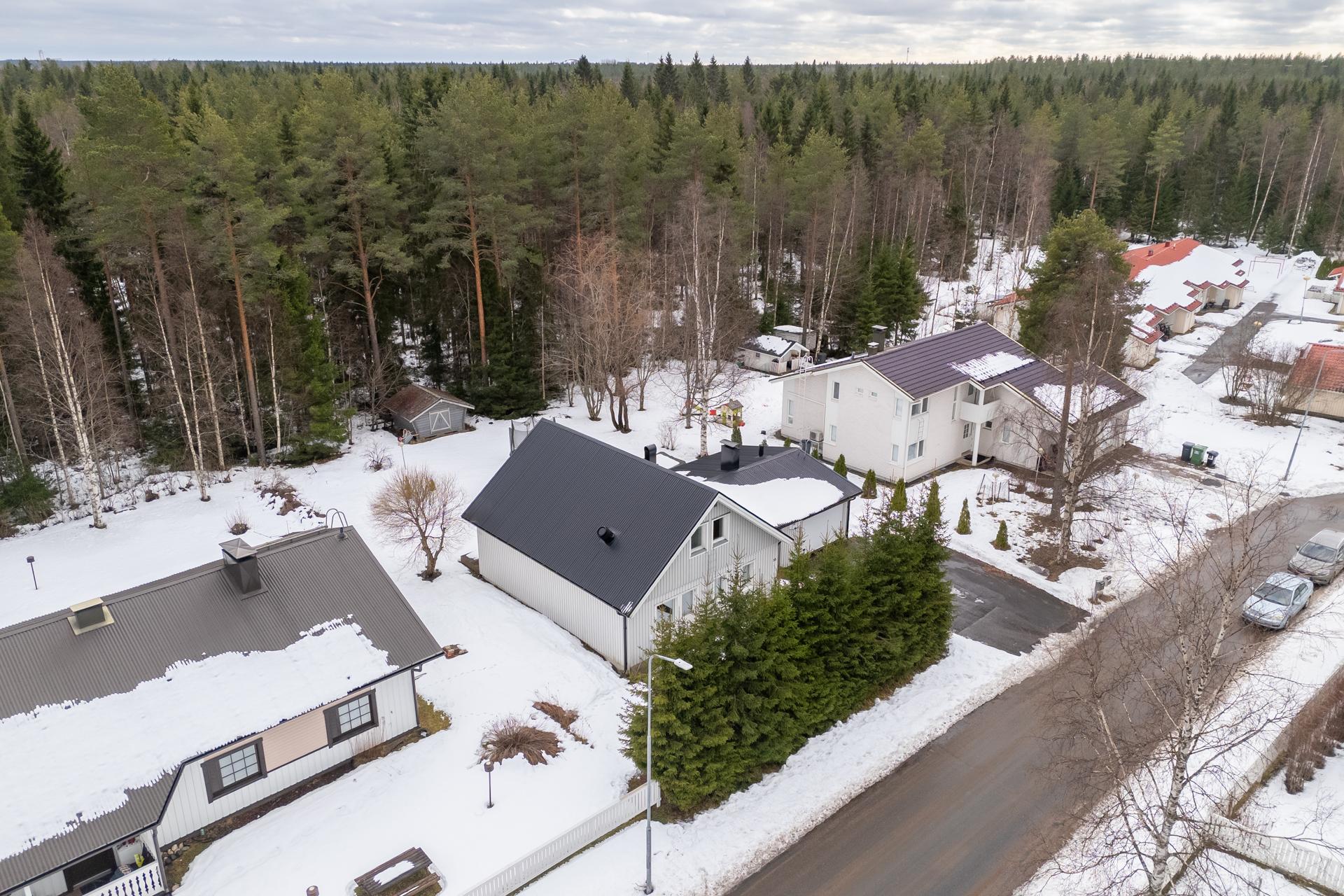 Oritputaantie 35, Iinatti, Oulu