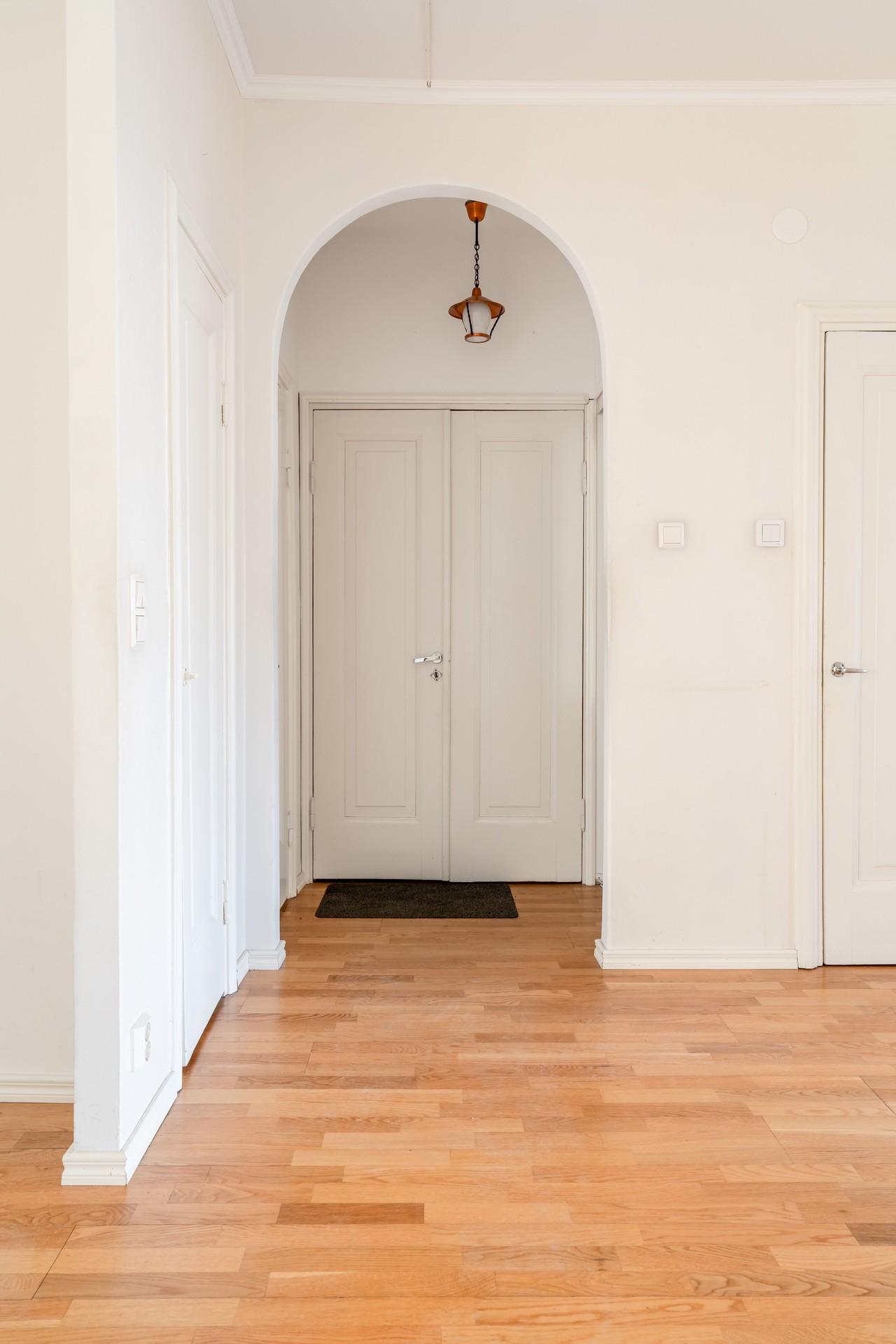 Albertinkatu 44, Kamppi, Helsinki