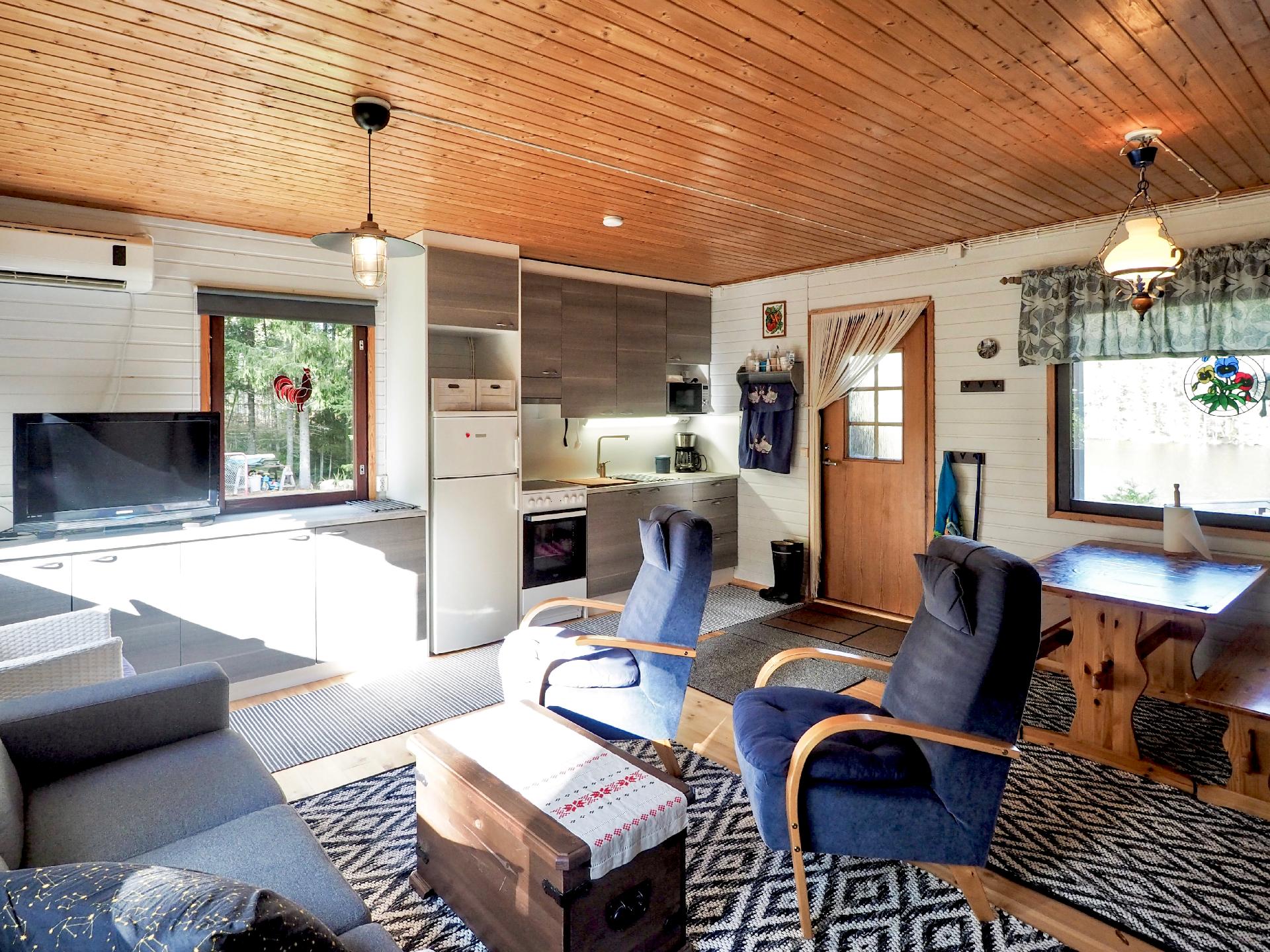 Veittijärventie 37, Vuohiniemi, Hattula