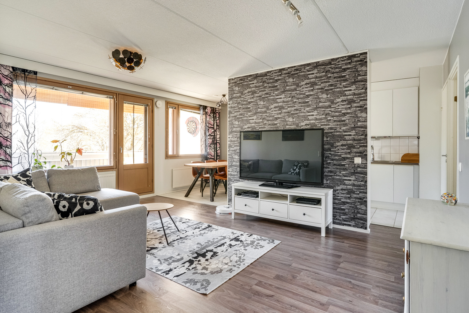 Kuormaajankatu 2, Tampere