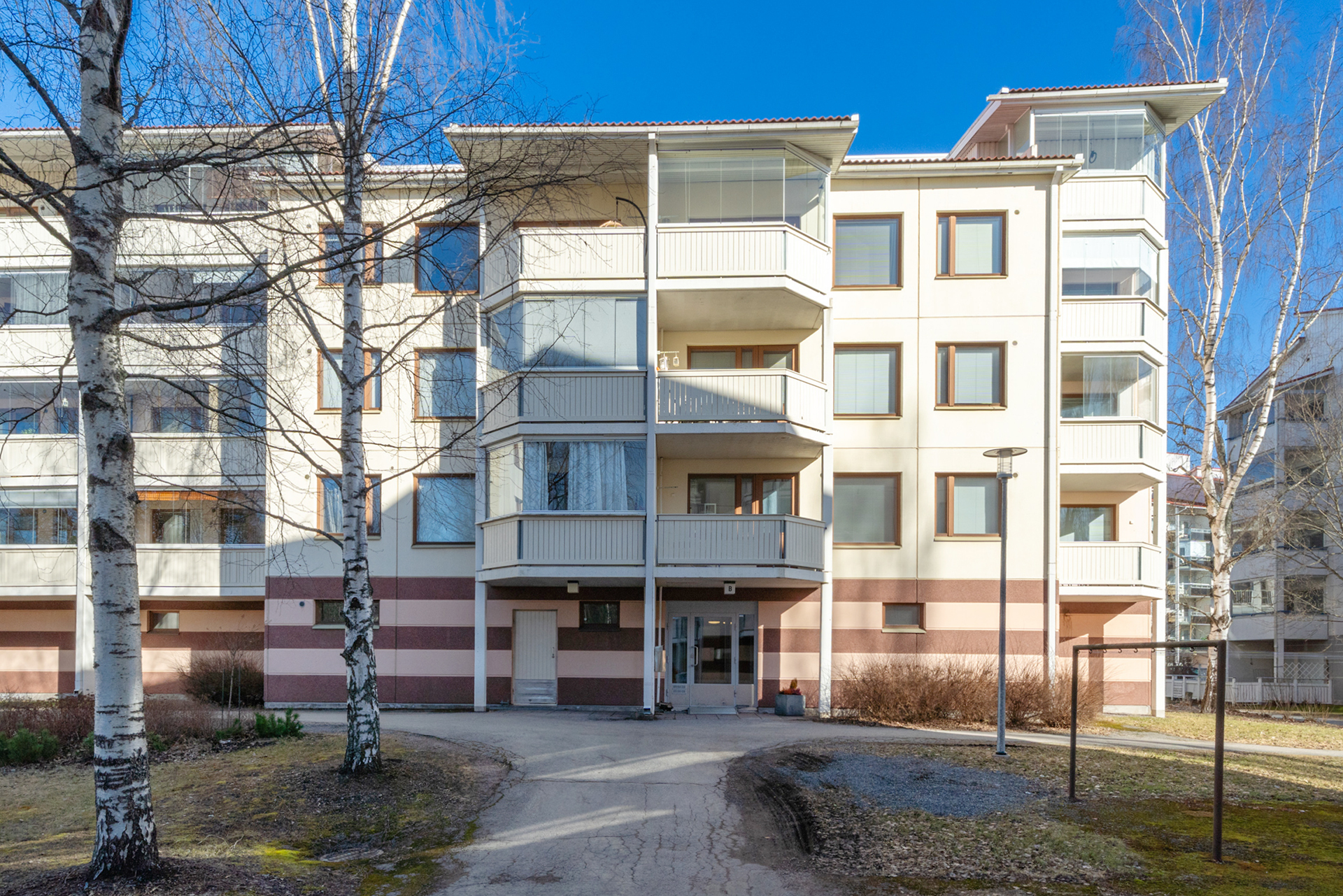 Kuormaajankatu 2, Tampere