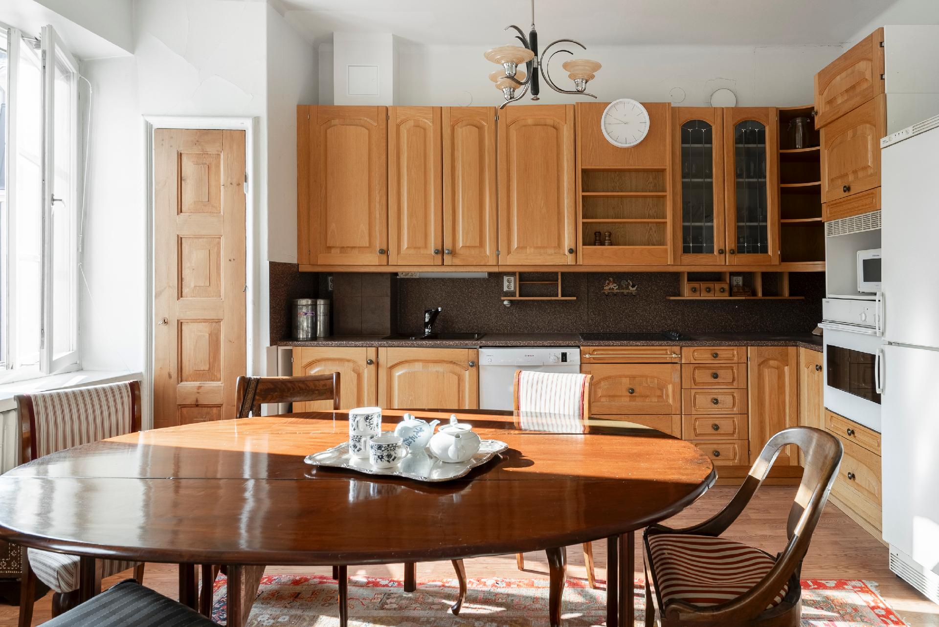 Pormestarinrinne 6, Katajanokka, Helsinki