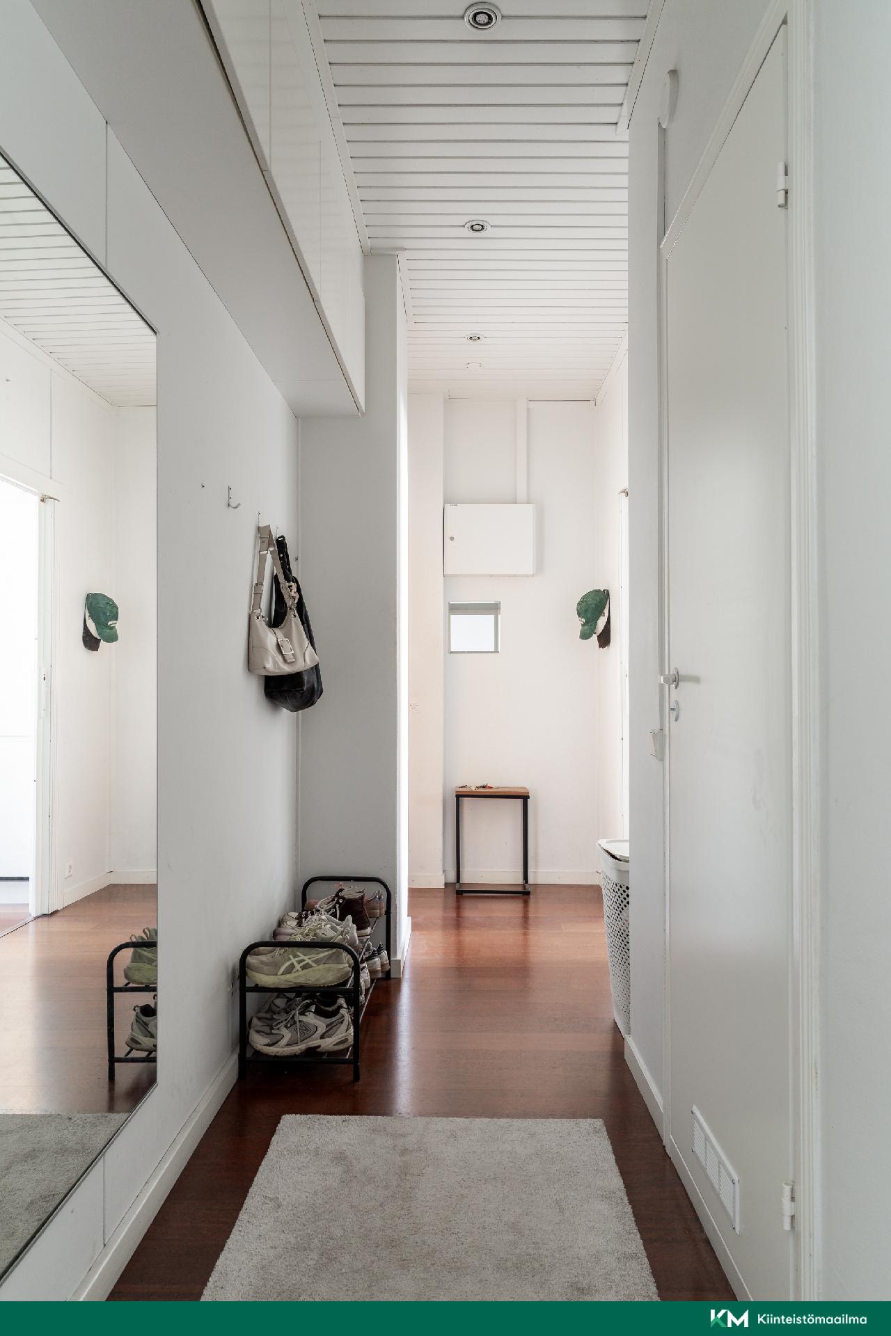 Mannerheimintie 43b, Taka-Töölö, Helsinki