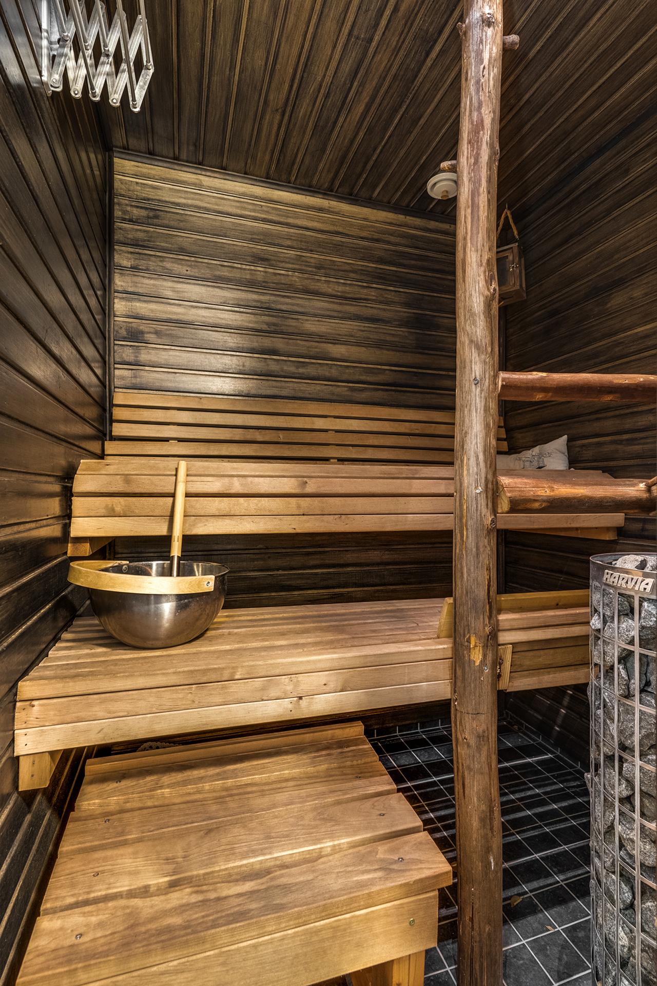 Sauna.