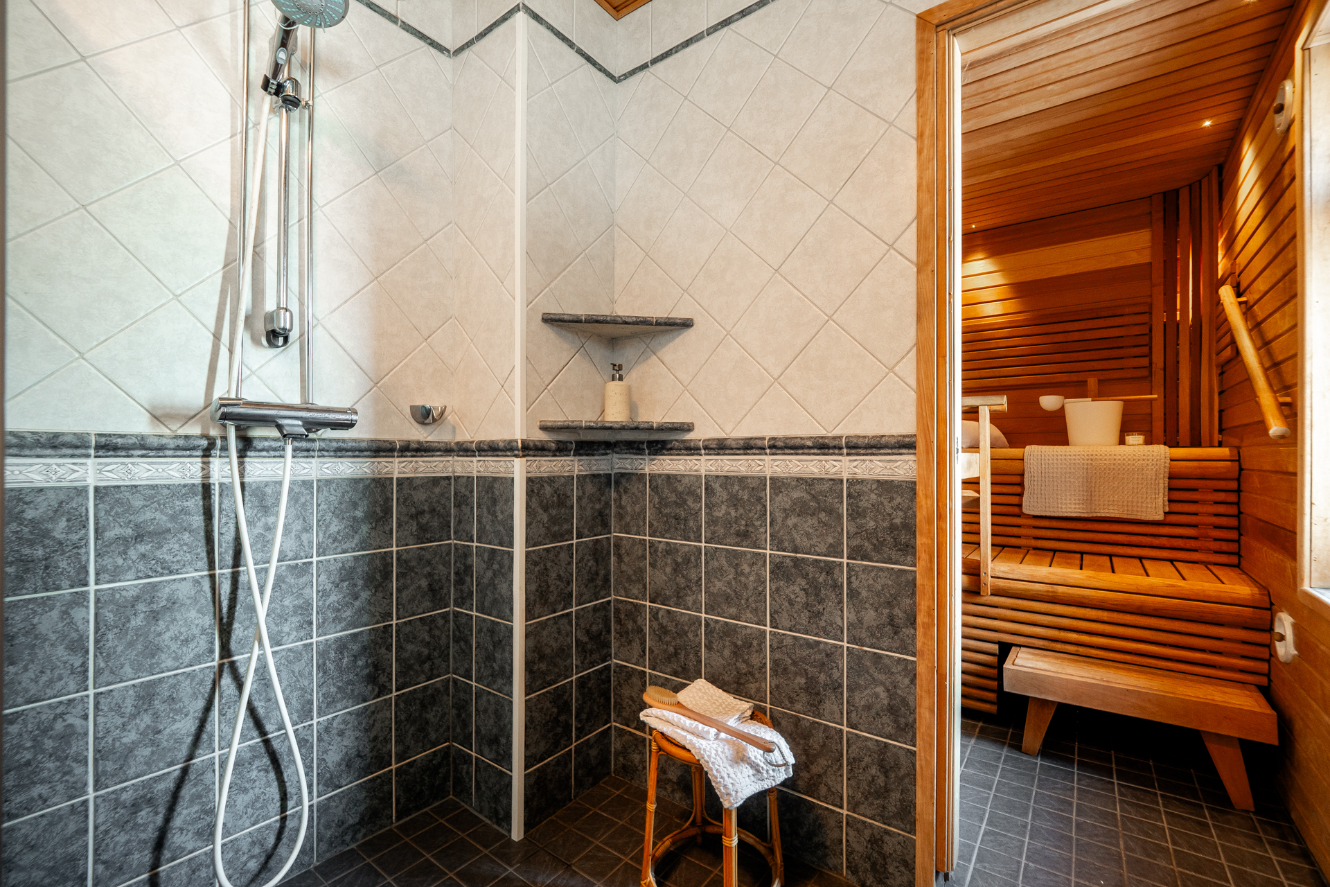 Korttitie 2, Pateniemi, Oulu