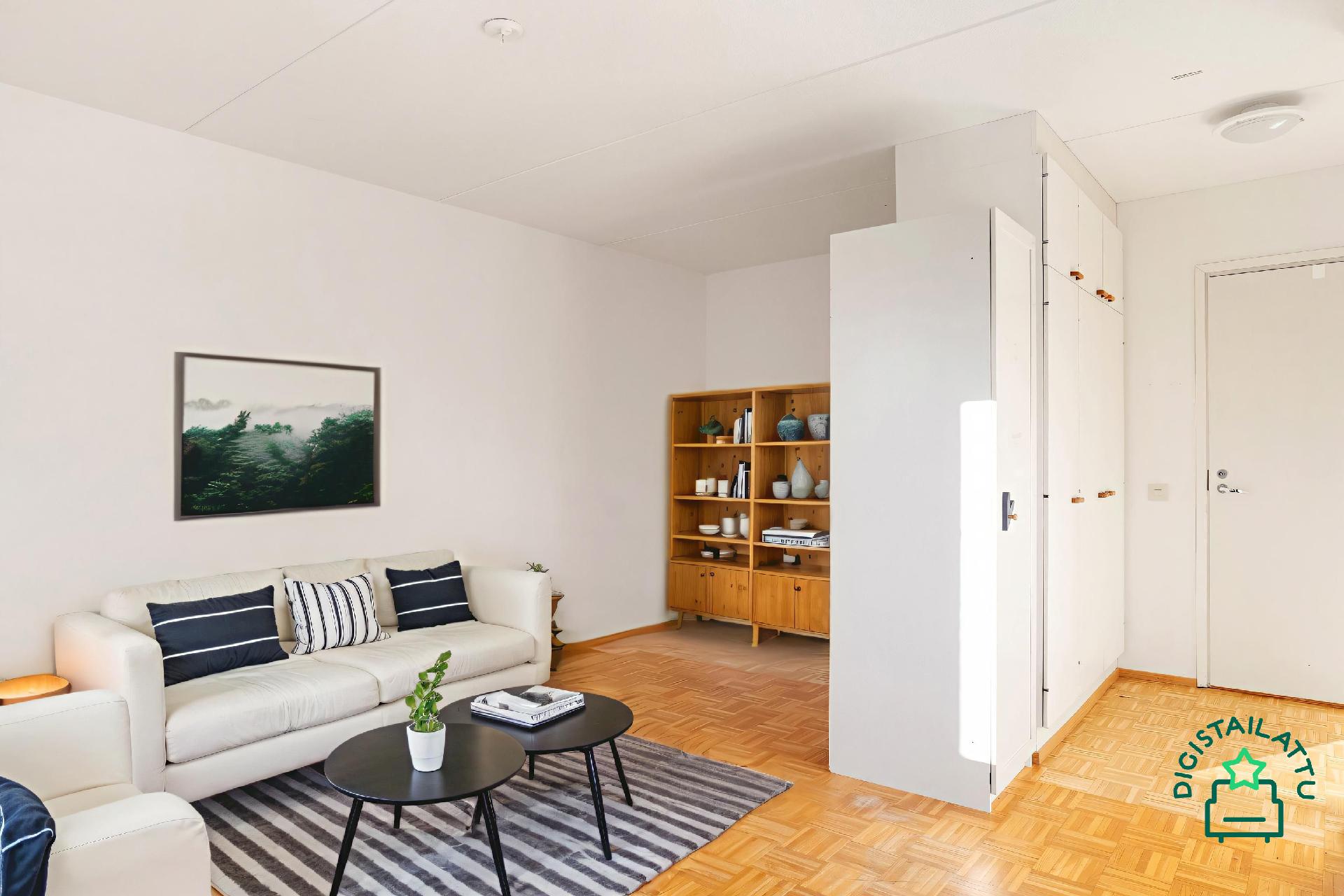 Erillinen alkovi, johon mahtuu myös mukavankokoinen sänky.