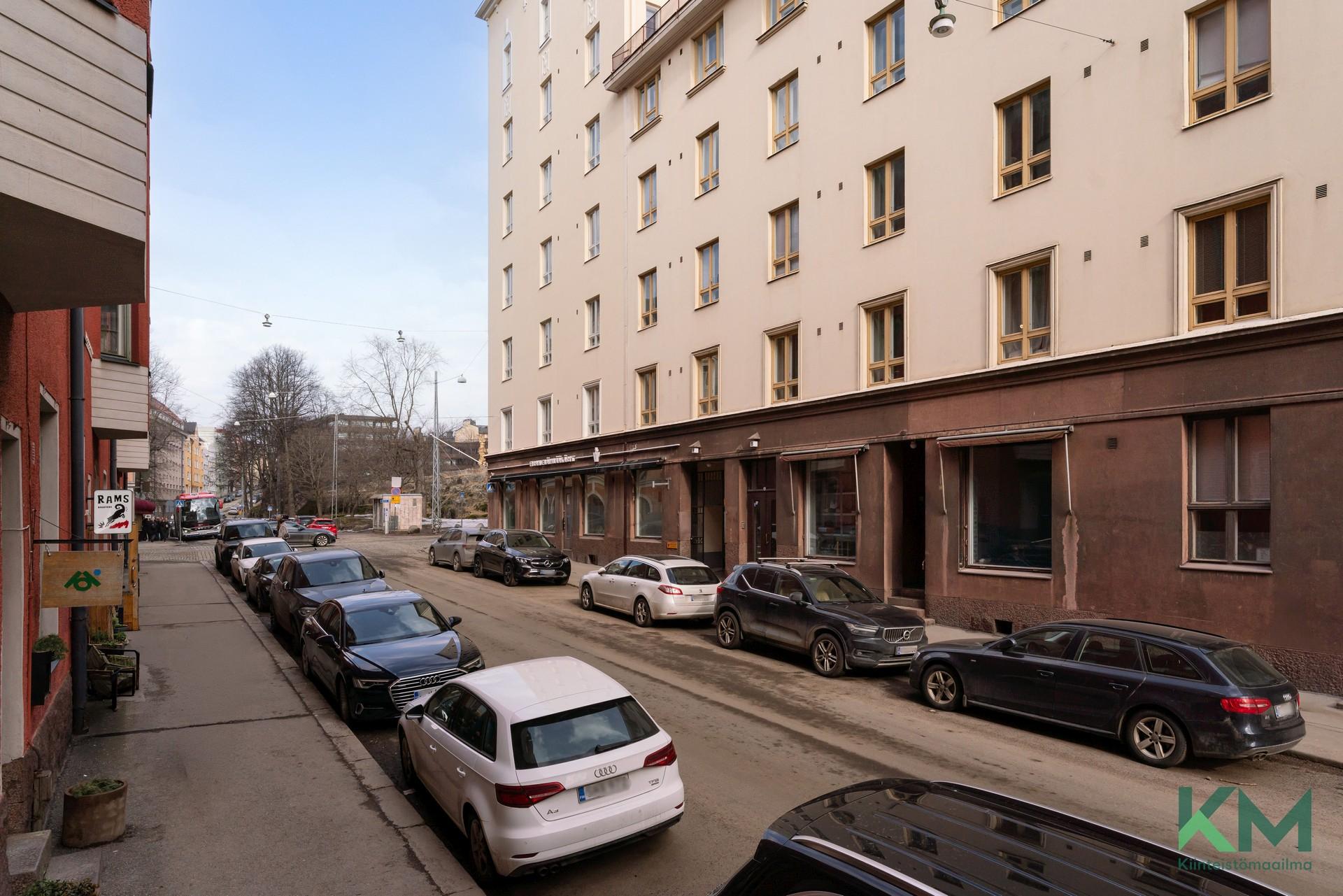 Neitsytpolku 9, Ullanlinna, Helsinki