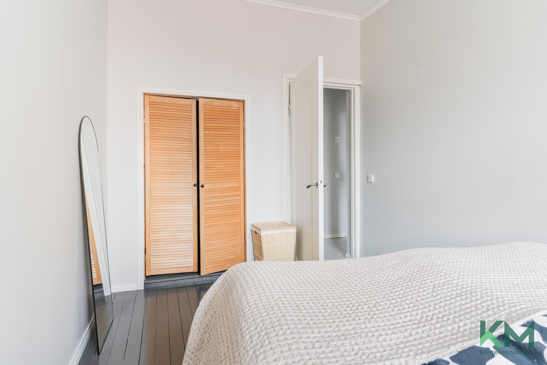 Neitsytpolku 9, Ullanlinna, Helsinki