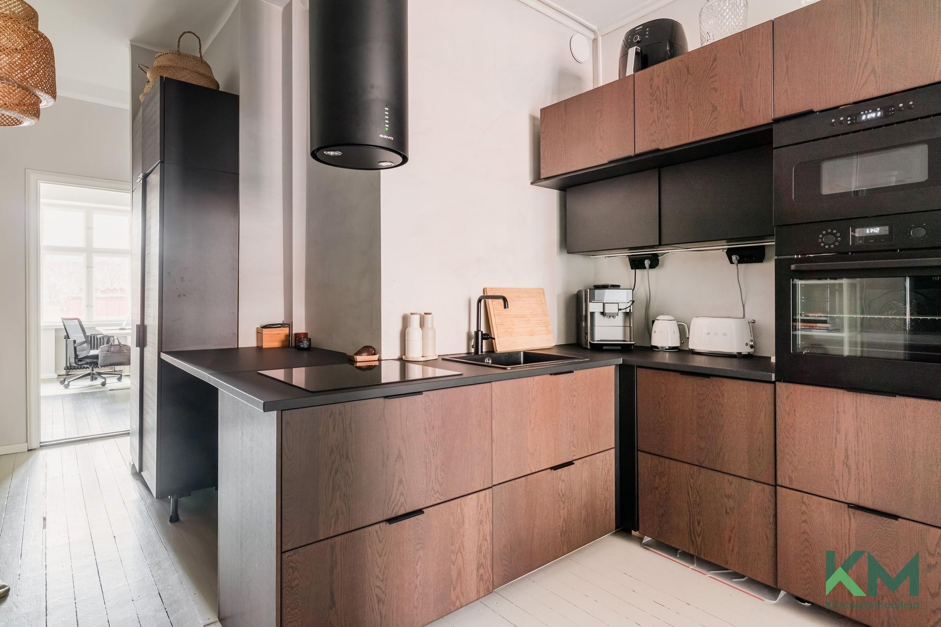 Neitsytpolku 9, Ullanlinna, Helsinki