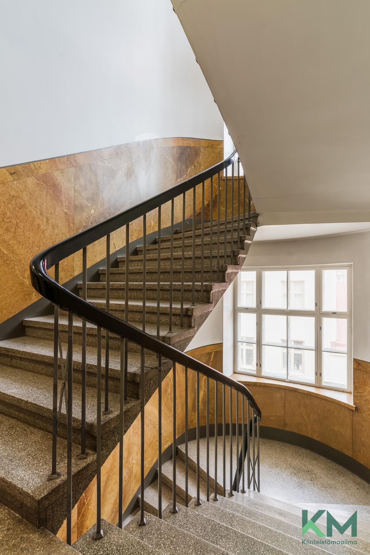 Neitsytpolku 9, Ullanlinna, Helsinki