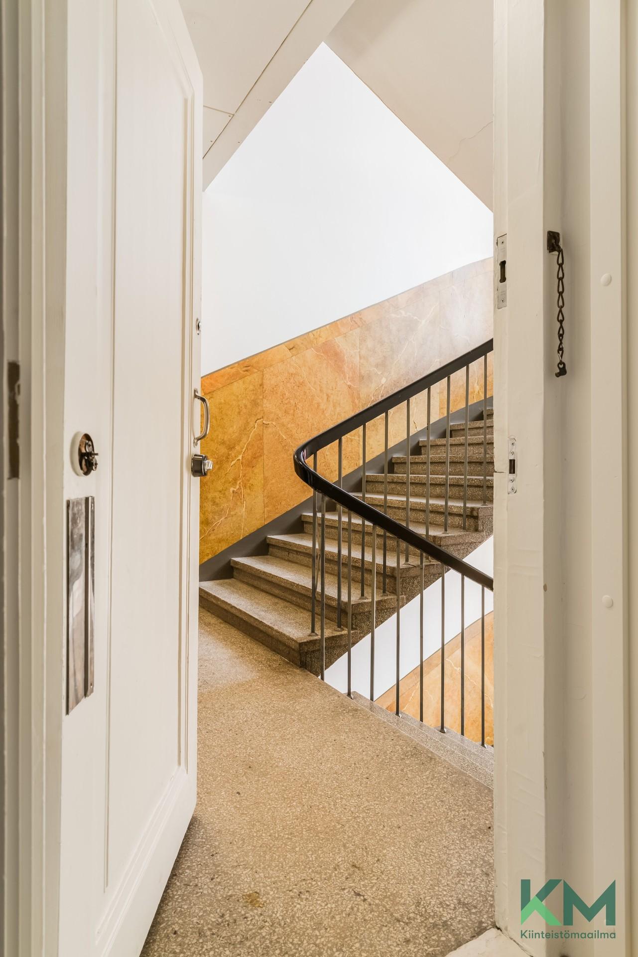 Neitsytpolku 9, Ullanlinna, Helsinki