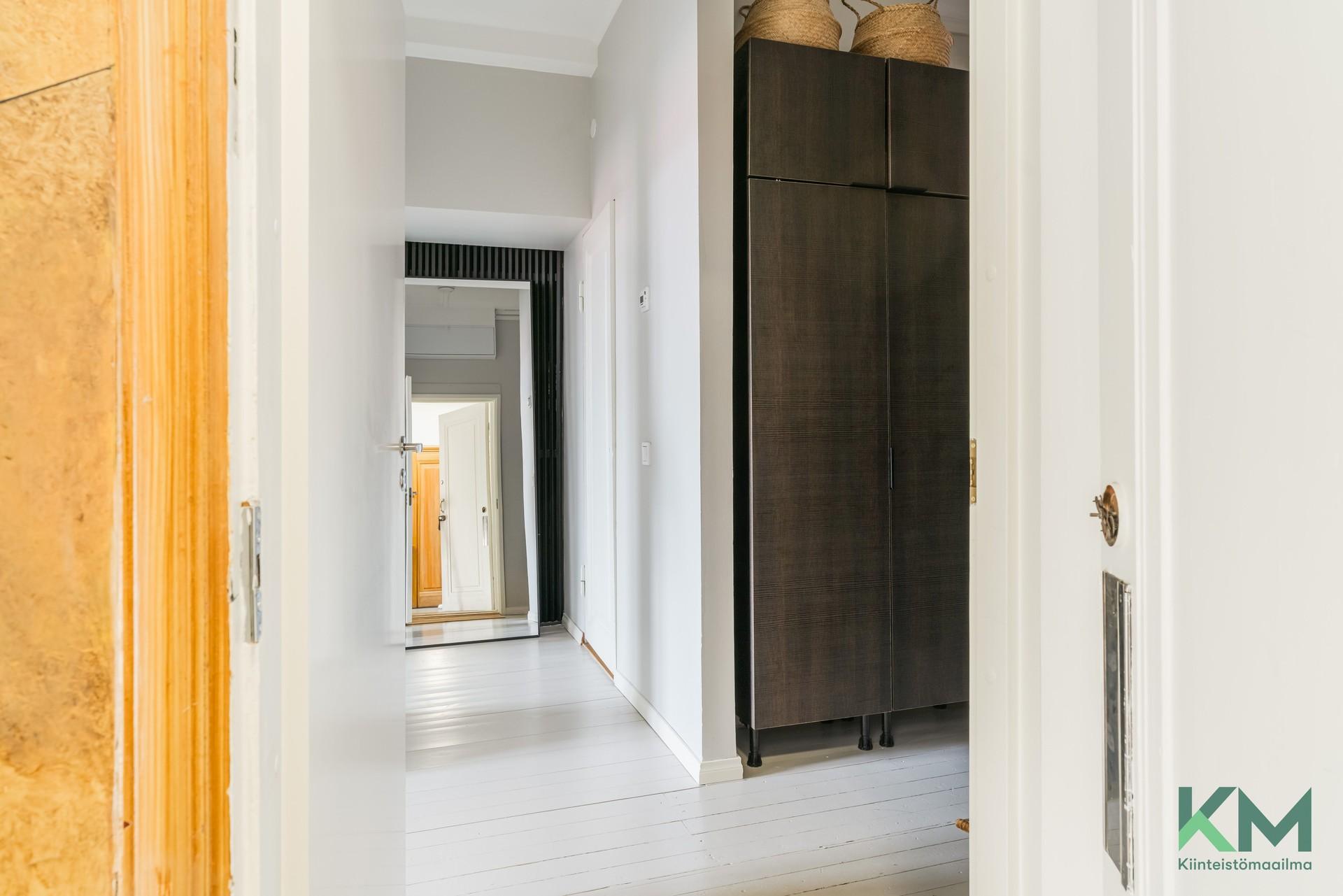 Neitsytpolku 9, Ullanlinna, Helsinki