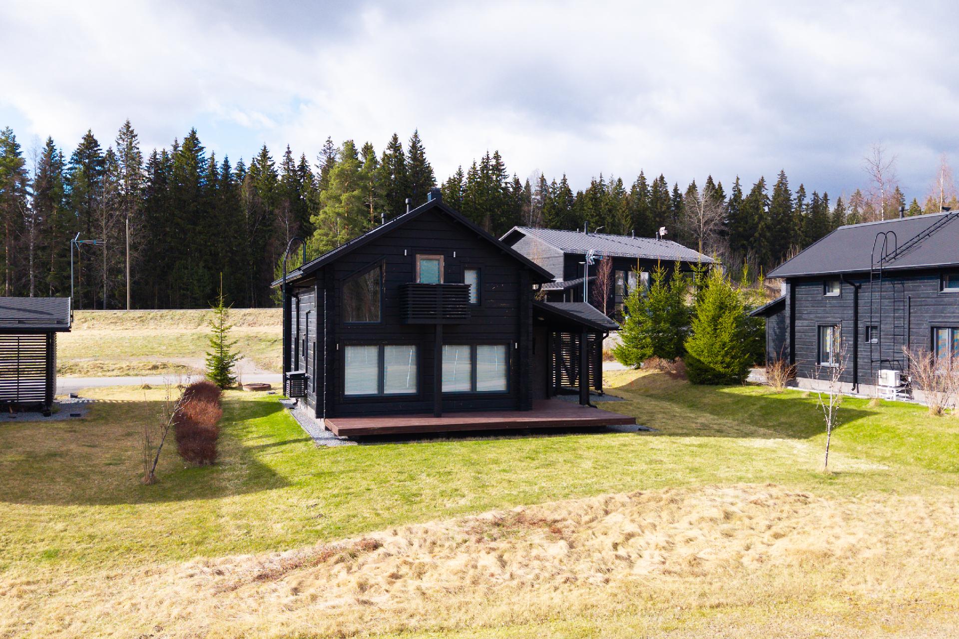 Helmikkäpolku 8, Himos, Jämsä