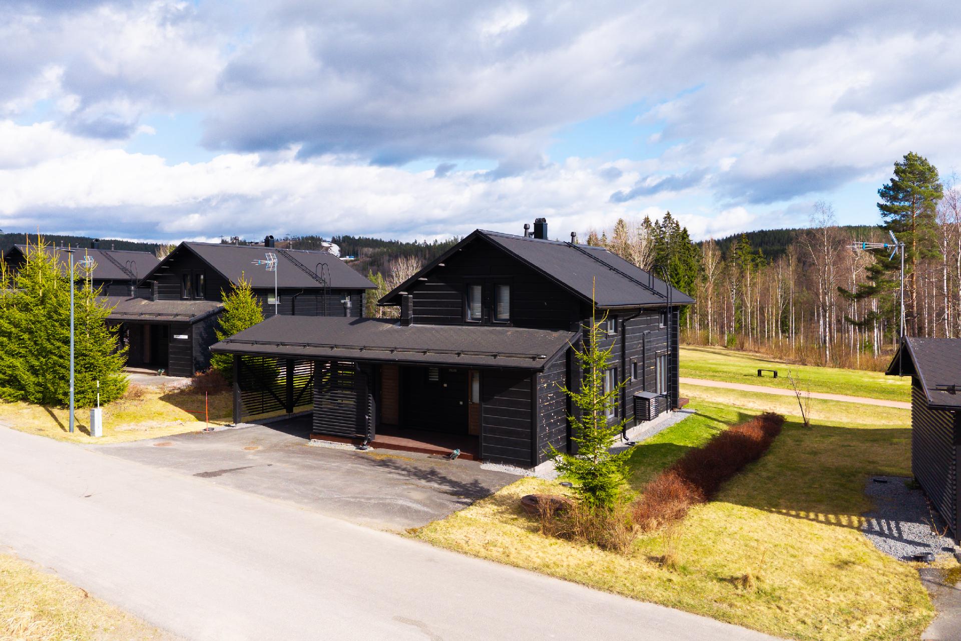 Helmikkäpolku 8, Himos, Jämsä