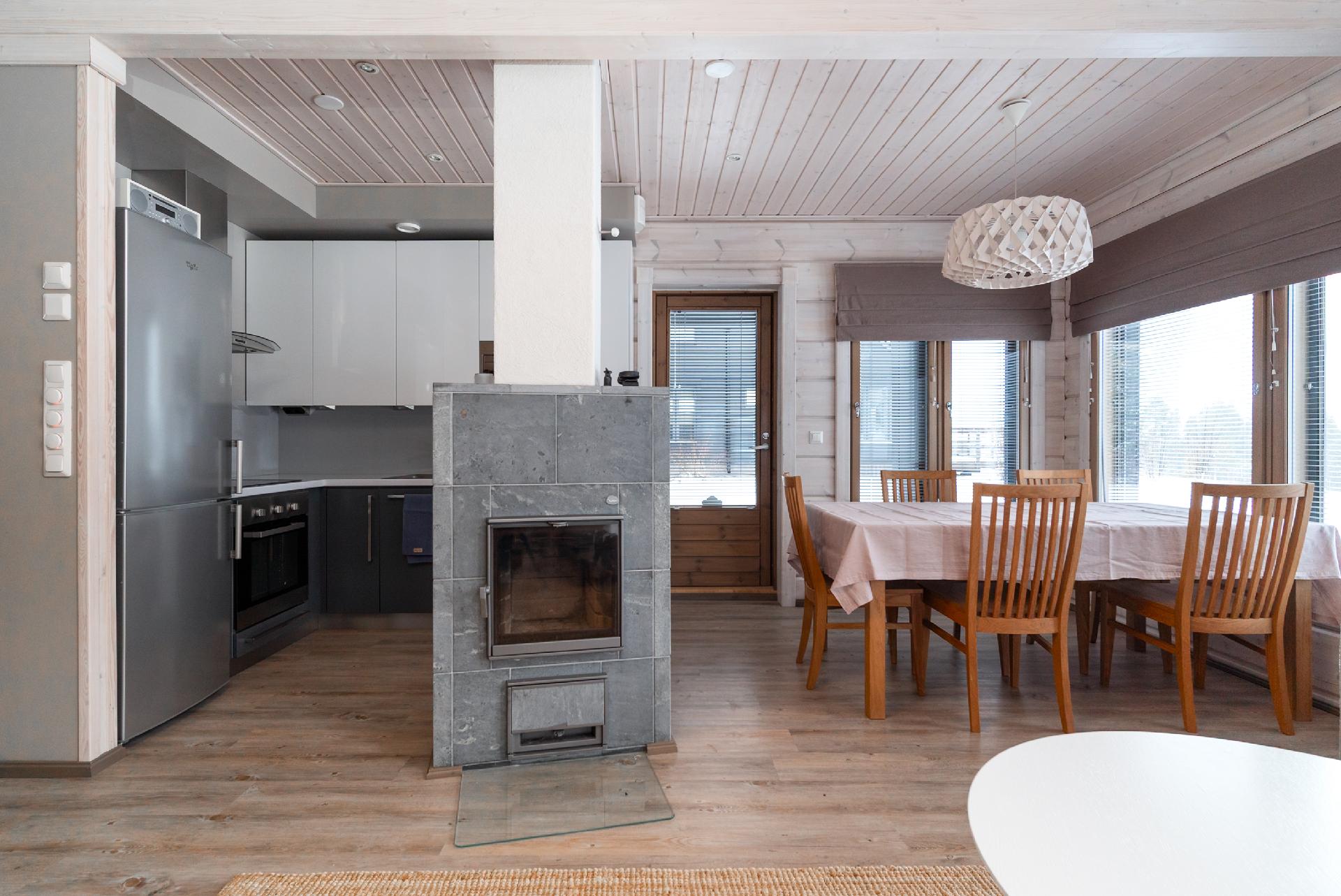 keittiö ja ruokailutila