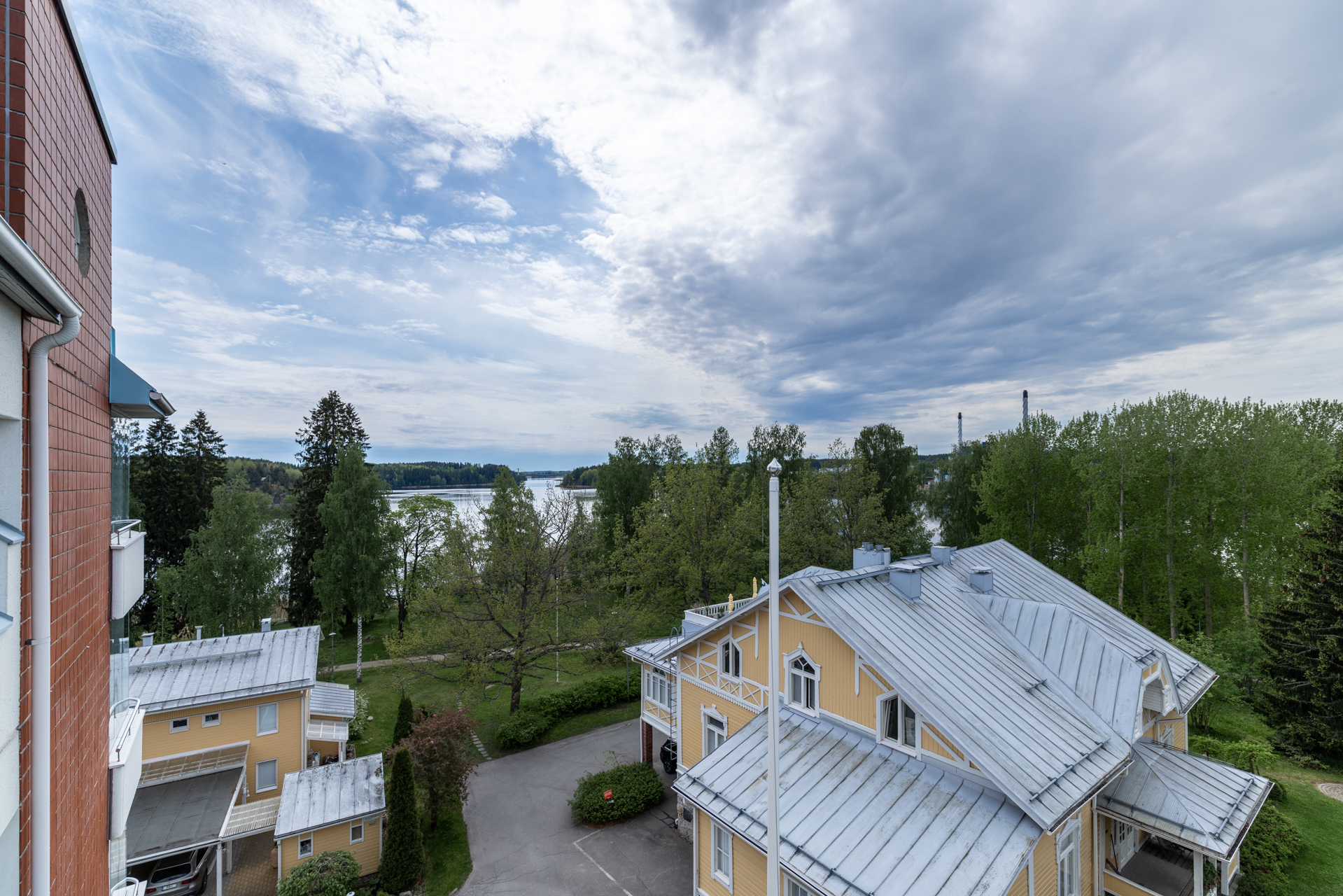 maisema makuuhuone1 ikkunasta