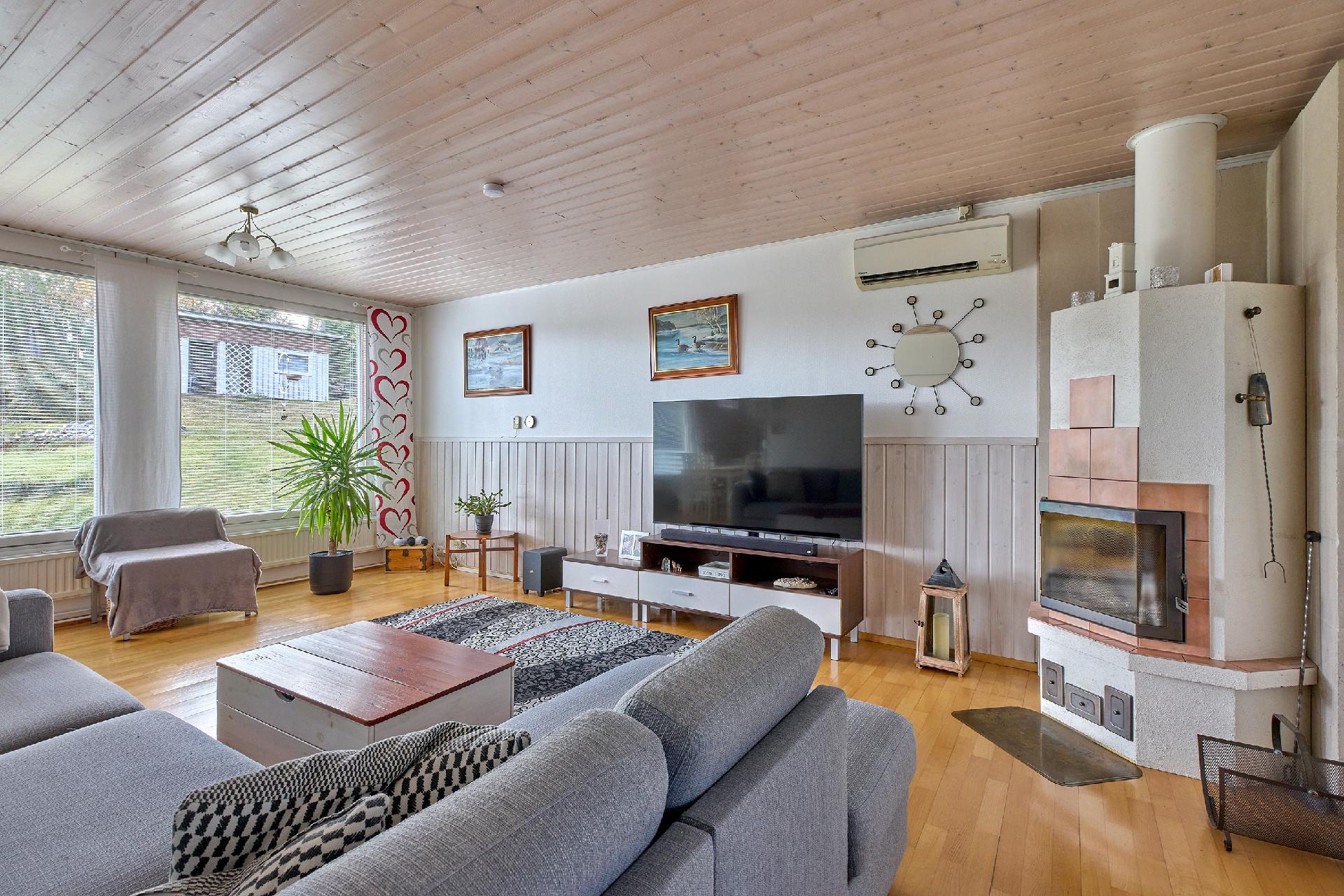 Heinilänpolku 14, Immula, Lohja