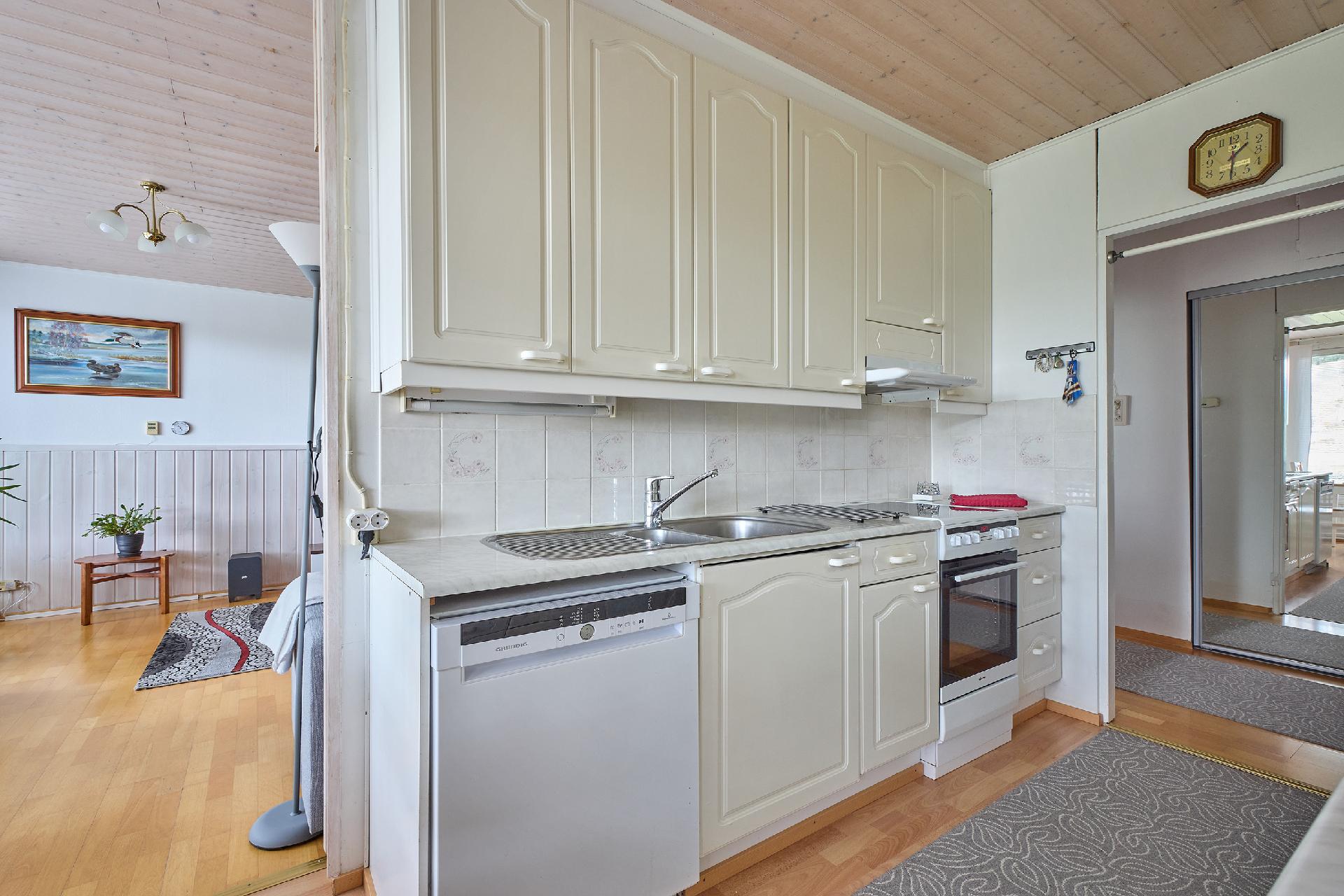 Heinilänpolku 14, Immula, Lohja