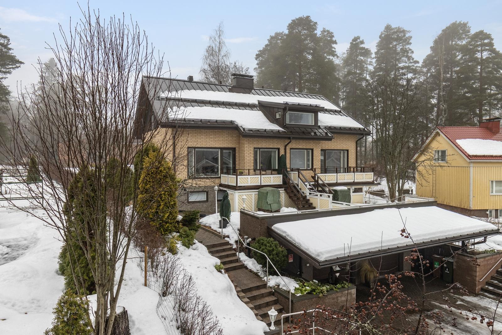 Salmelaisenkatu 21, Linnanpelto, Kuopio