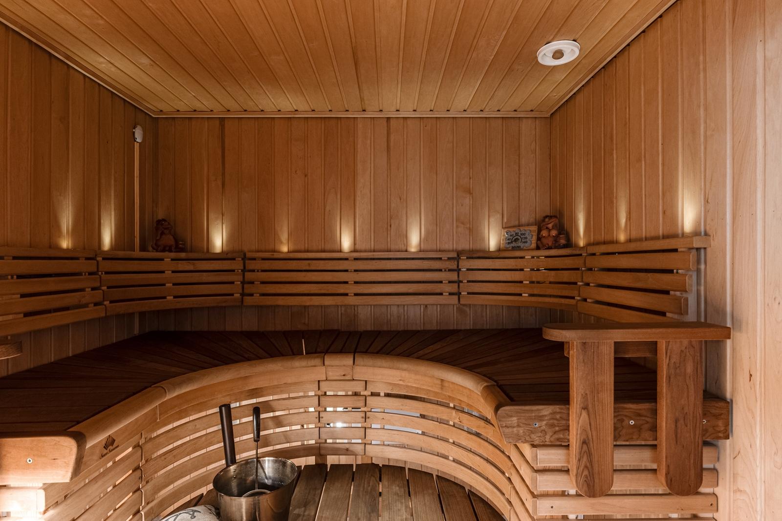 Salmelaisenkatu 21, Linnanpelto, Kuopio