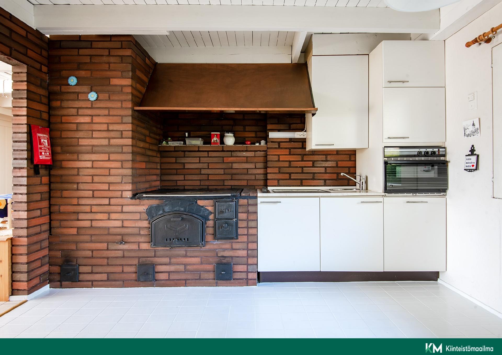 Vesurikatu 7, Veitenmäki, Kaarina