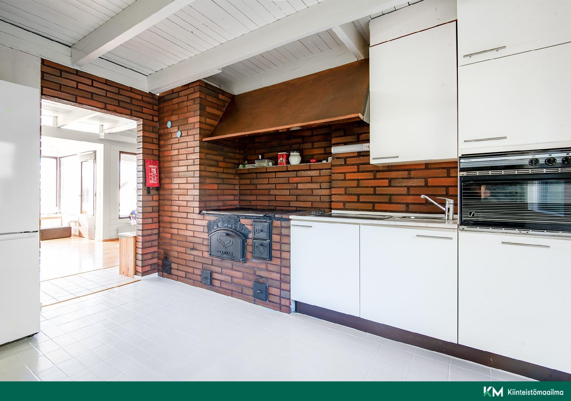 Vesurikatu 7, Veitenmäki, Kaarina