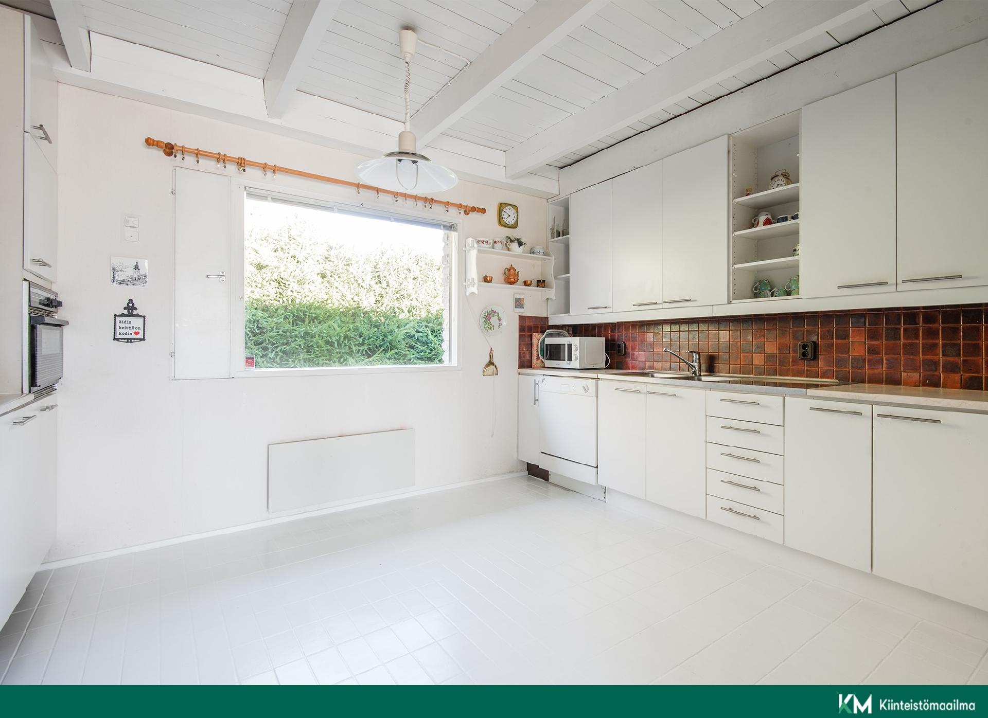 Vesurikatu 7, Veitenmäki, Kaarina