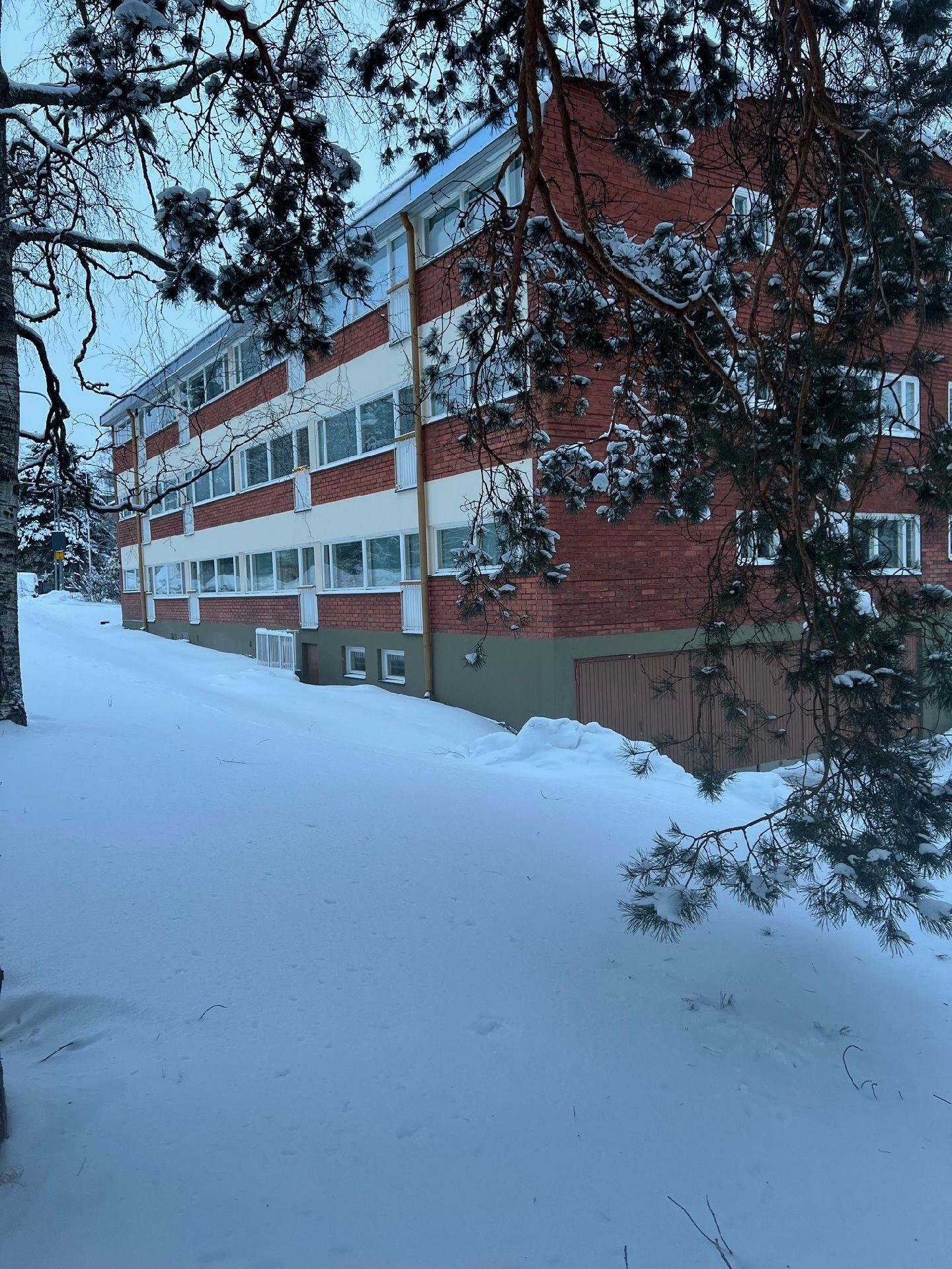 Poutamäentie 6, Pajamäki, Helsinki