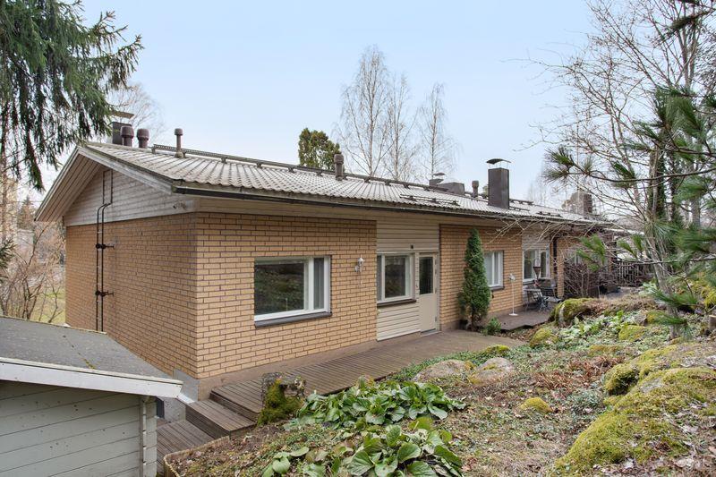 Metsikkötie 20, Martinlaakso, Vantaa