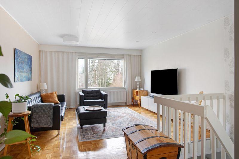 Metsikkötie 20, Martinlaakso, Vantaa