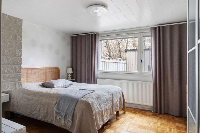 Metsikkötie 20, Martinlaakso, Vantaa