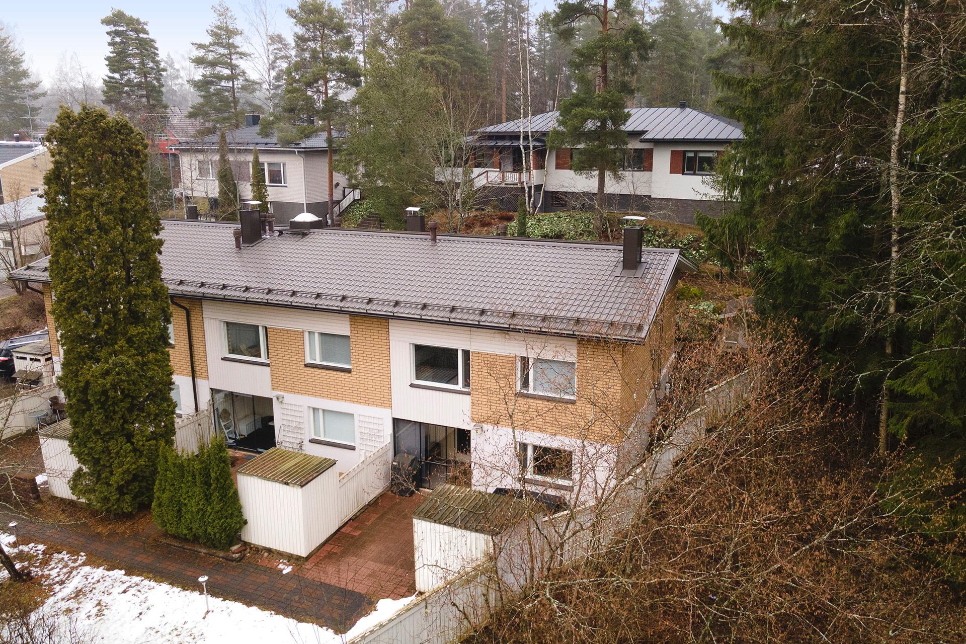 Metsikkötie 20, Martinlaakso, Vantaa