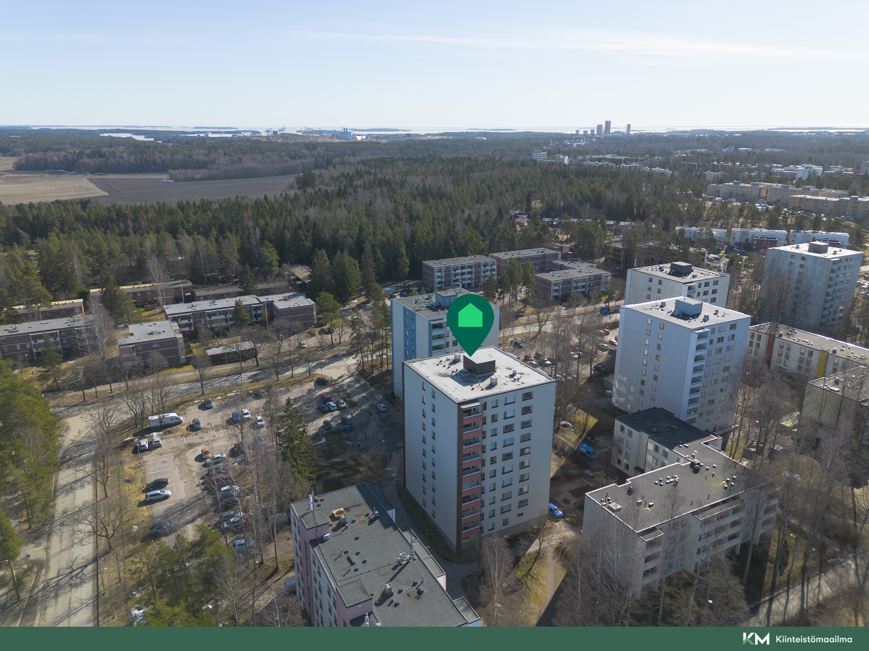 Yhtiön ympärillä väljää rakentamista