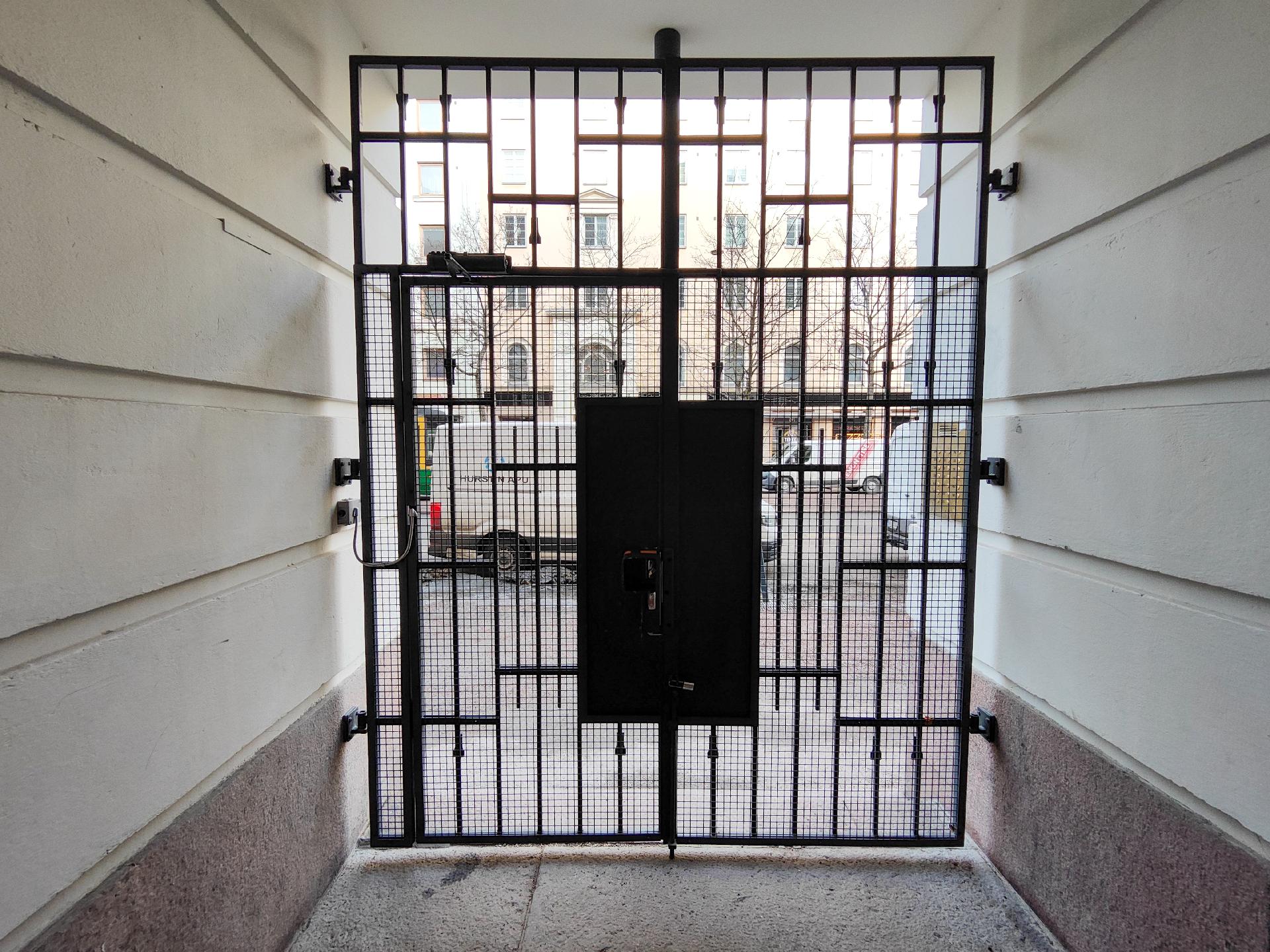 Helsinginkatu 12, Kallio, Helsinki