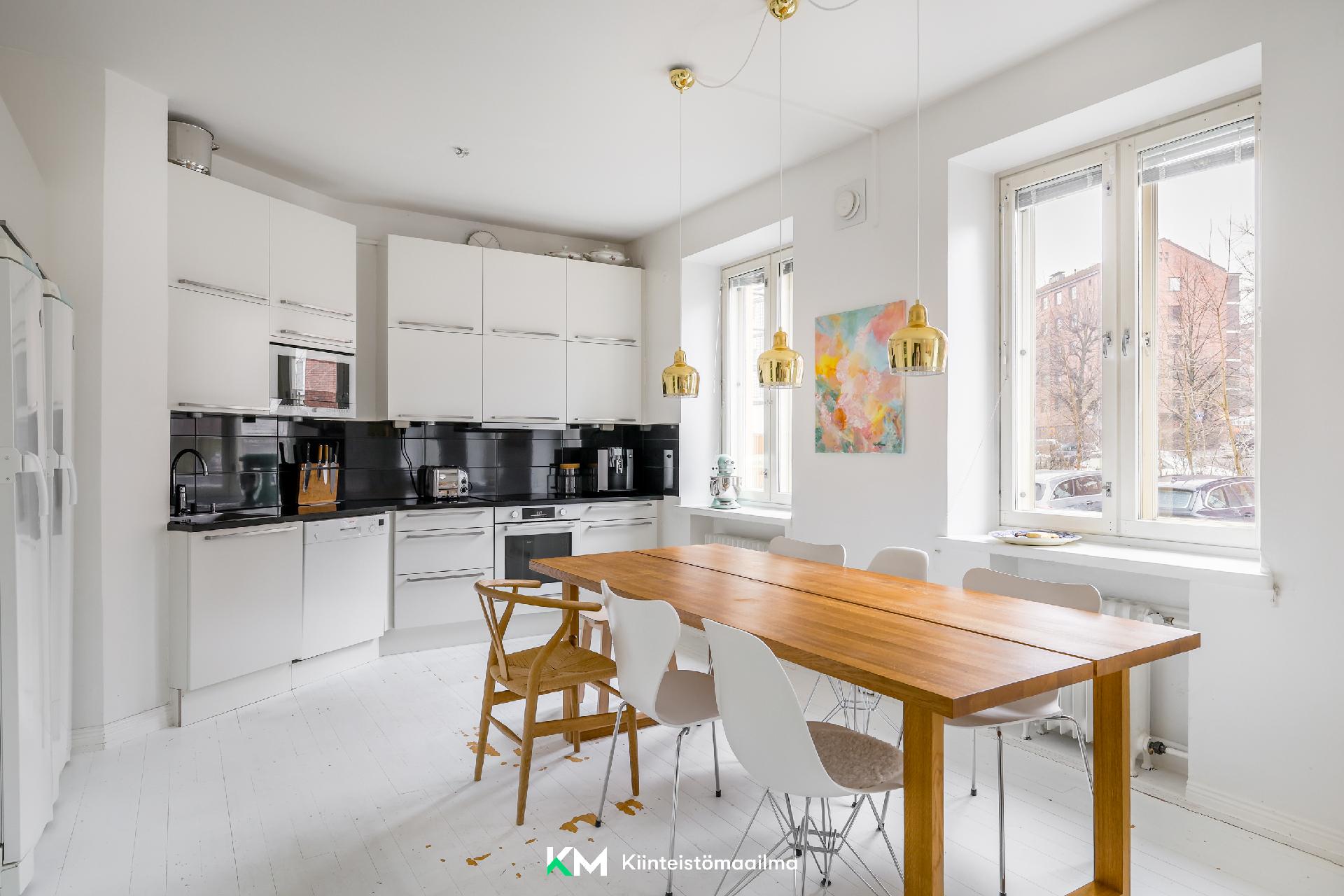 Munkkiniemen puistotie 10, Munkkiniemi, Helsinki